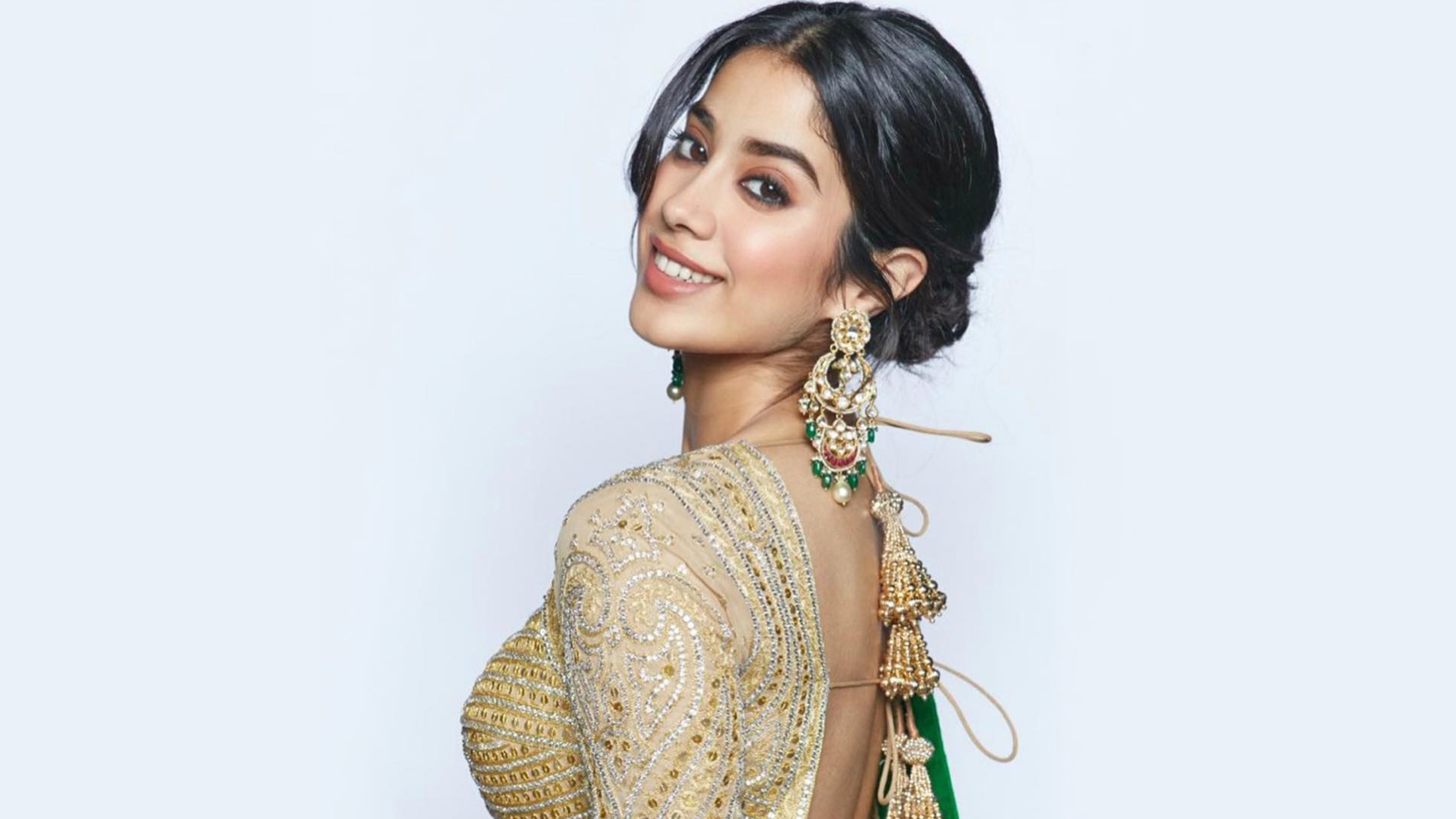 3840x2160 2019 Janhvi Kapoor 4K Wallpaper, HD Indian