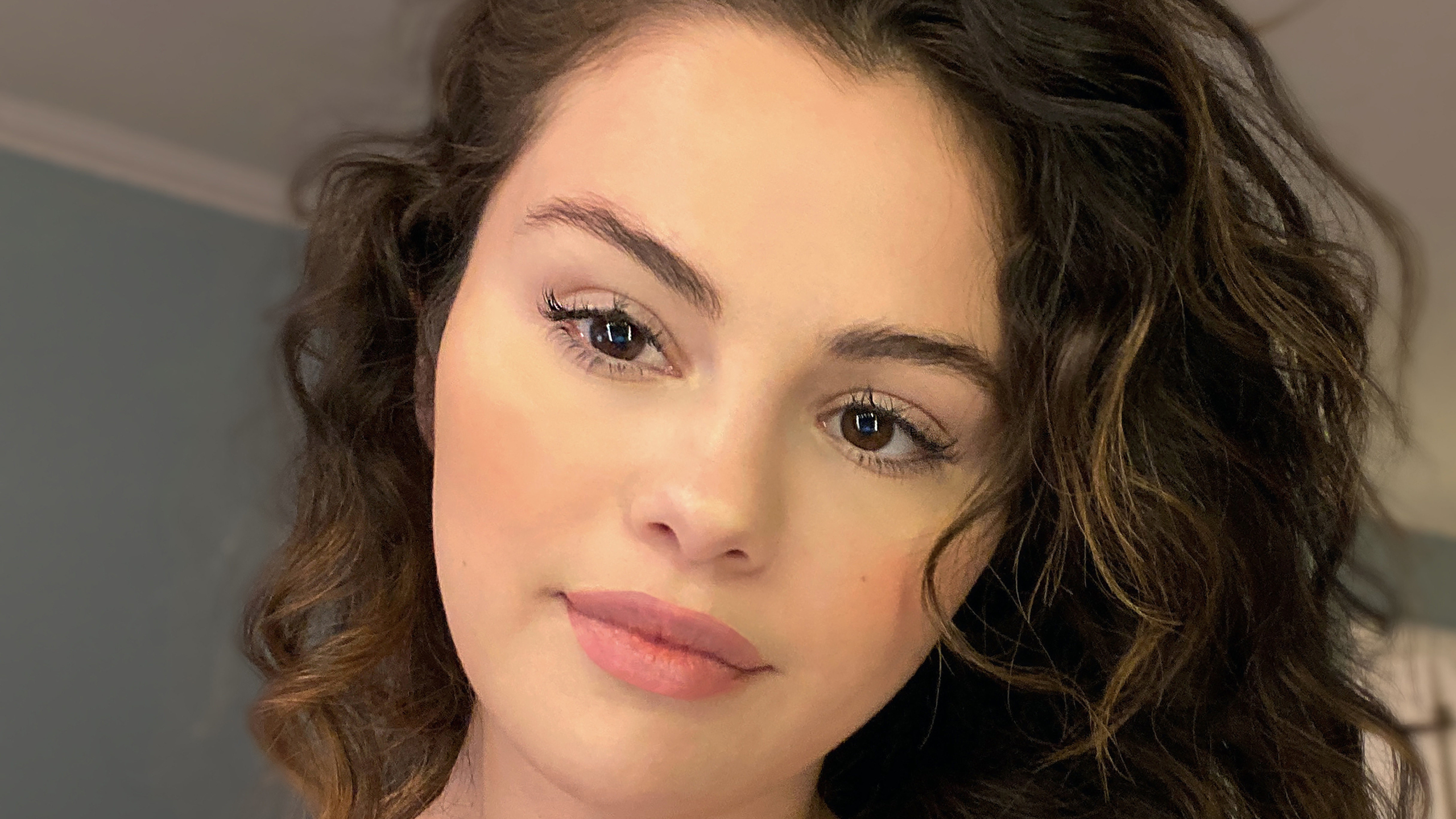 2560x1440 4k Selena Gomez Without Makeup 2020 1440p