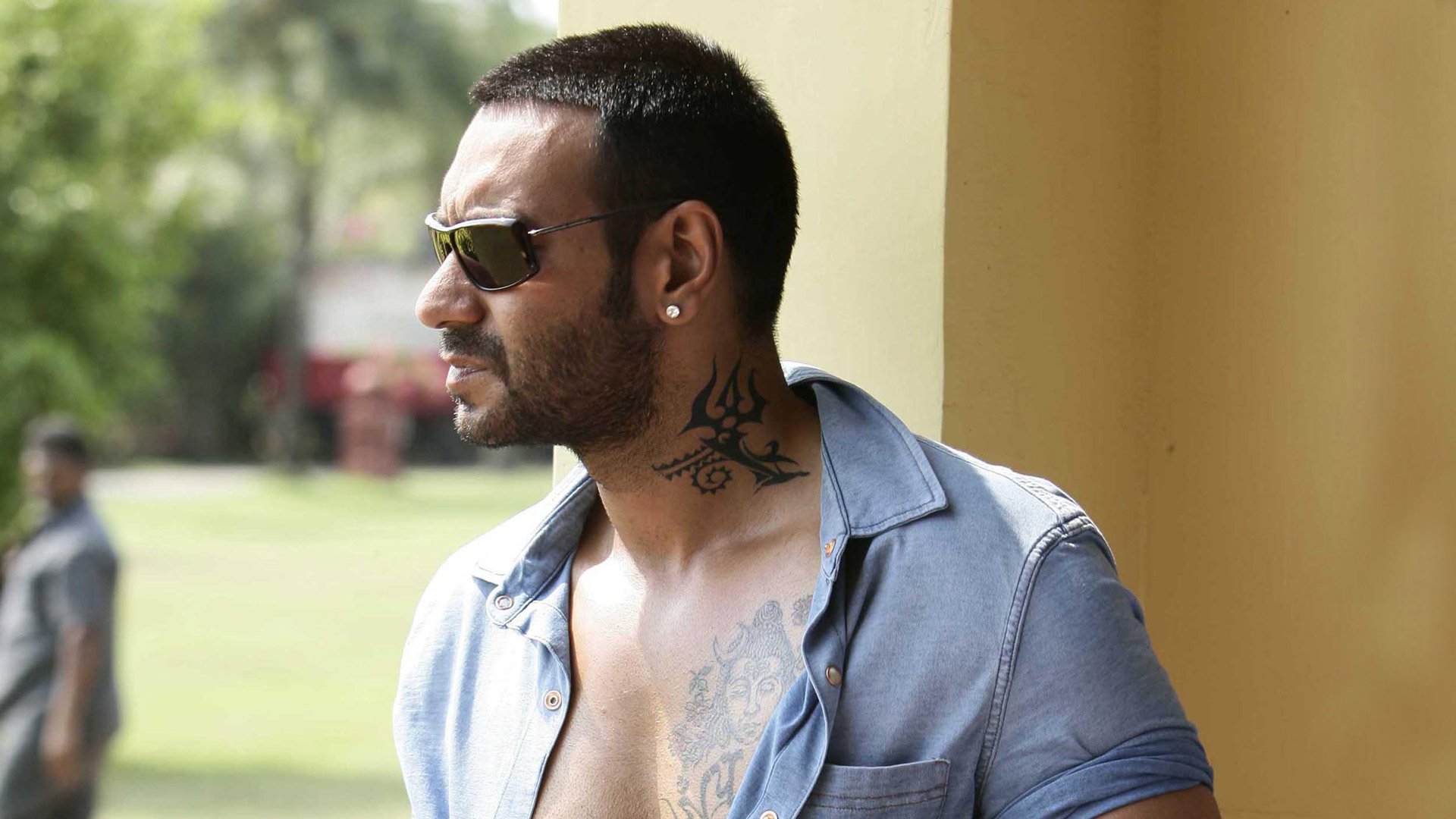 7 Craziest Bollywood Fan Tattoos