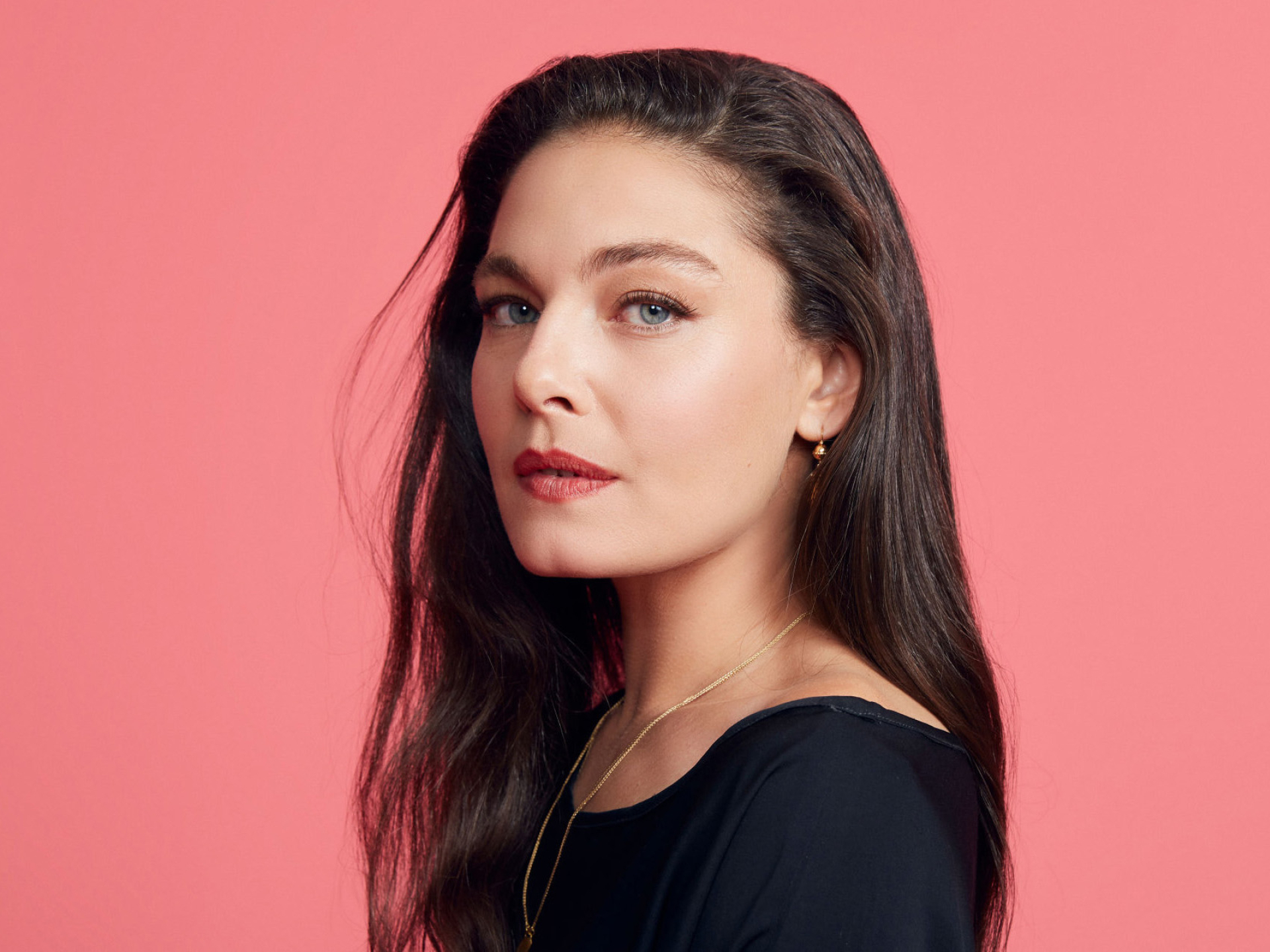 1920x1440 Resolution Alexa Davalos HD 2022 1920x1440 Resolution