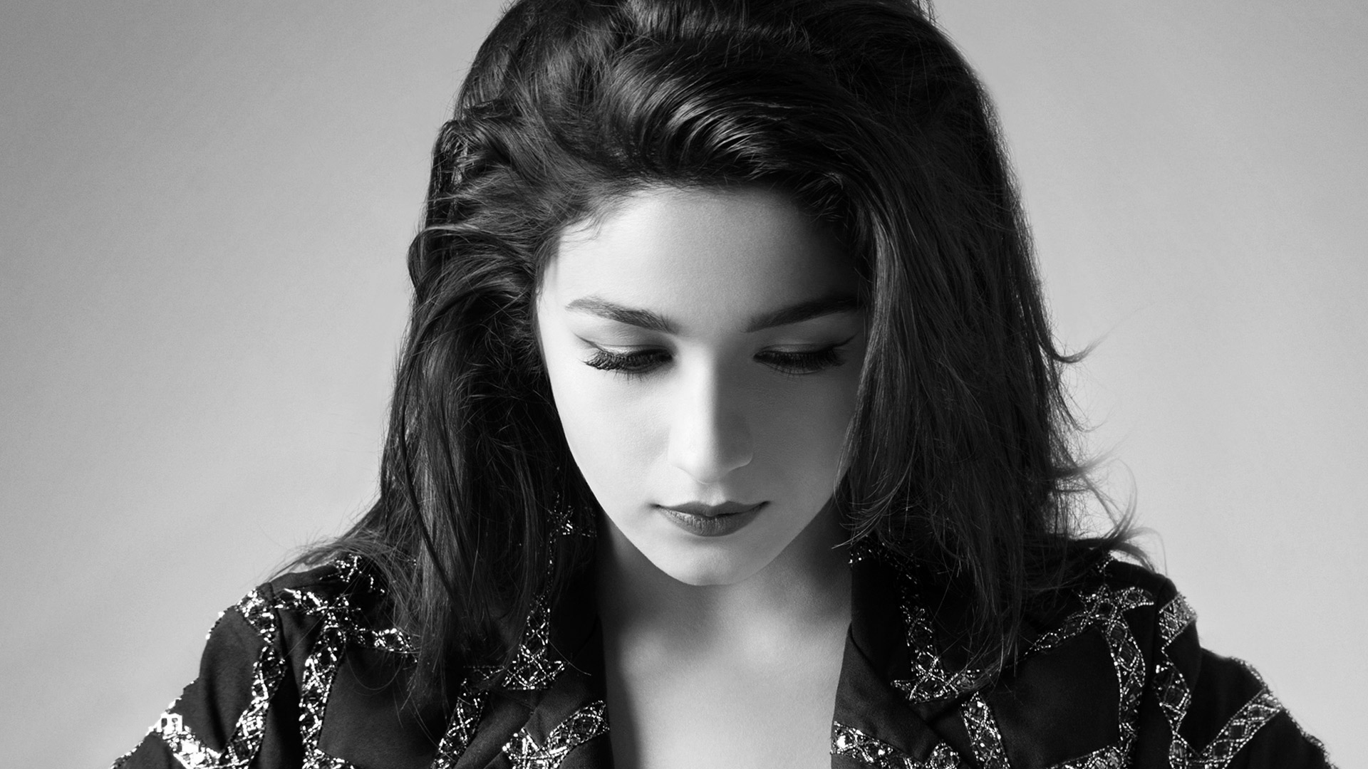 Alia Bhatt HD Black And White Pics Wallpaper, HD Indian Celebrities 4K  Wallpapers, Images, Photos and Background - Wallpapers Den
