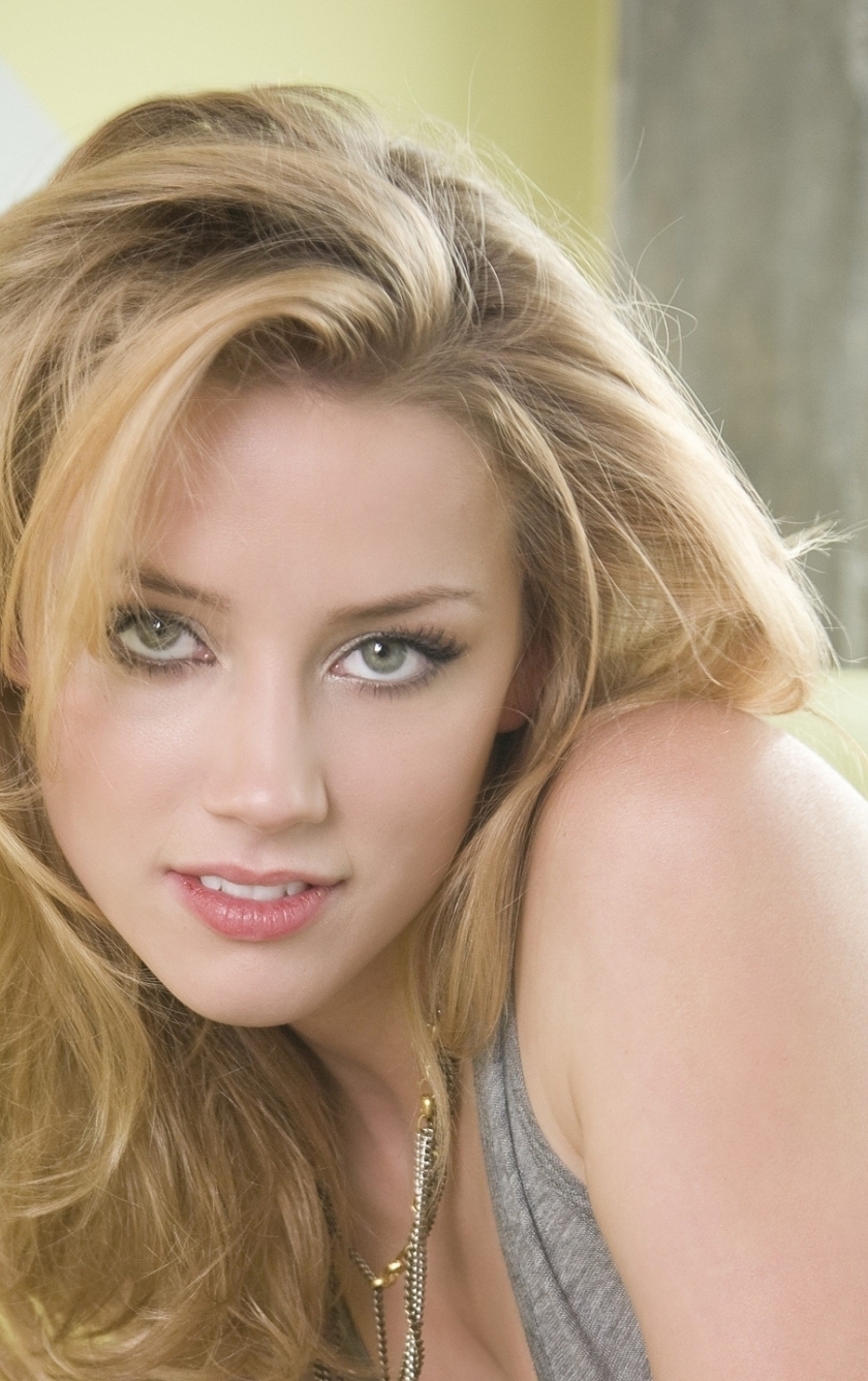 Amber Heard Cute Hd Wallpapers Wallpaper, HD Celebrities 4K Wallpapers