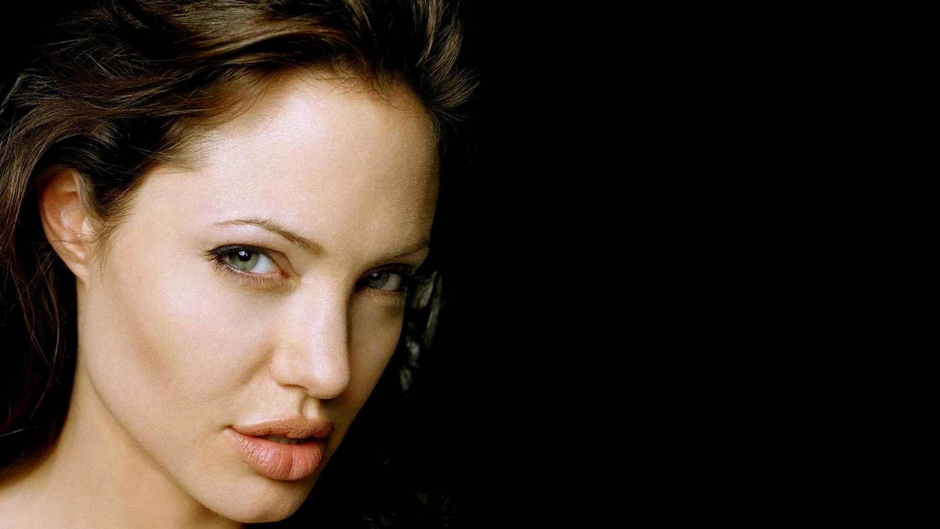 1920x1080 Angelina Jolie Hd Close Up Images 1080P Laptop Full HD Wallpaper,  HD Celebrities 4K Wallpapers, Images, Photos and Background - Wallpapers Den