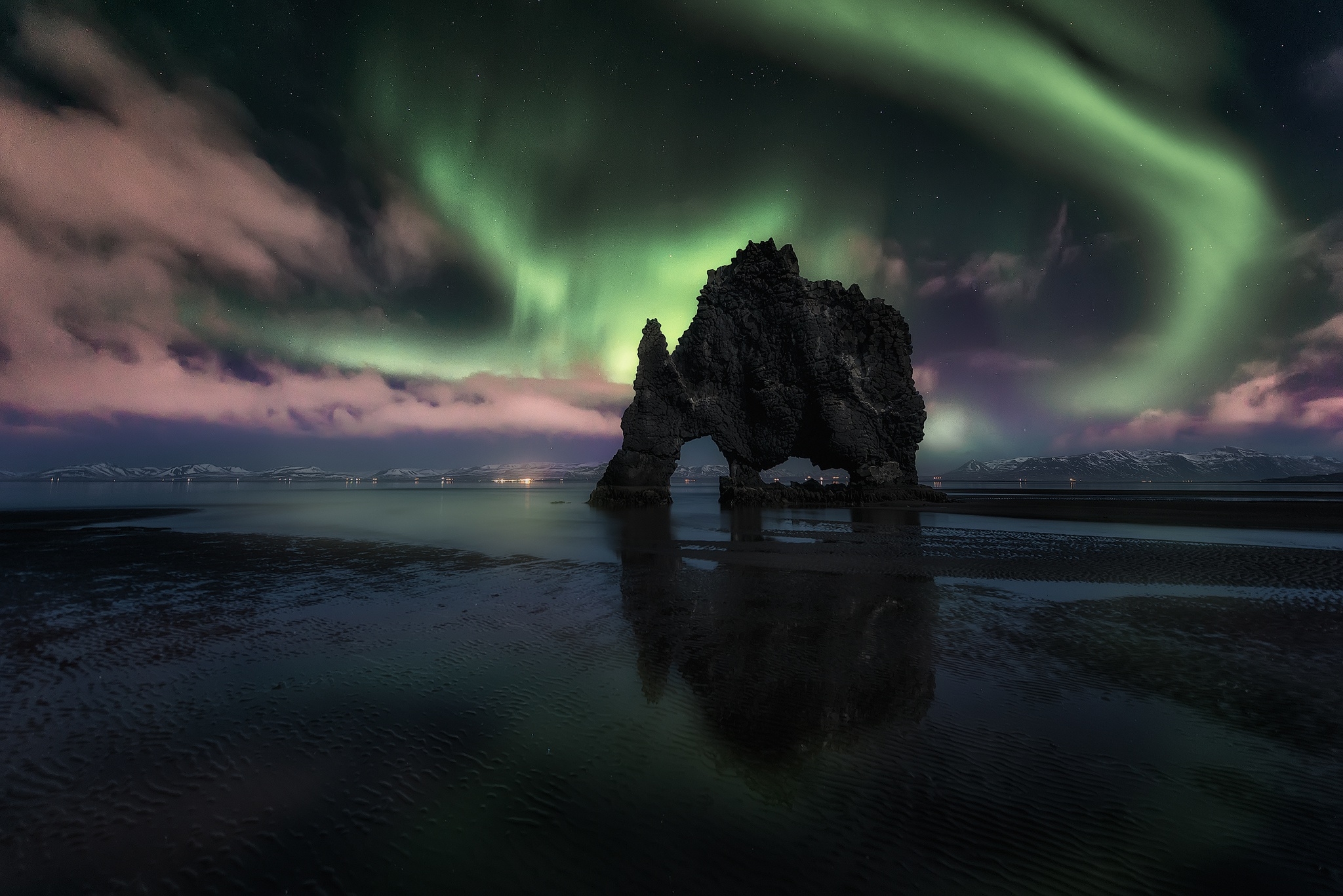 360x640 Resolution Aurora Borealis Hvitserkur 360x640 Resolution ...