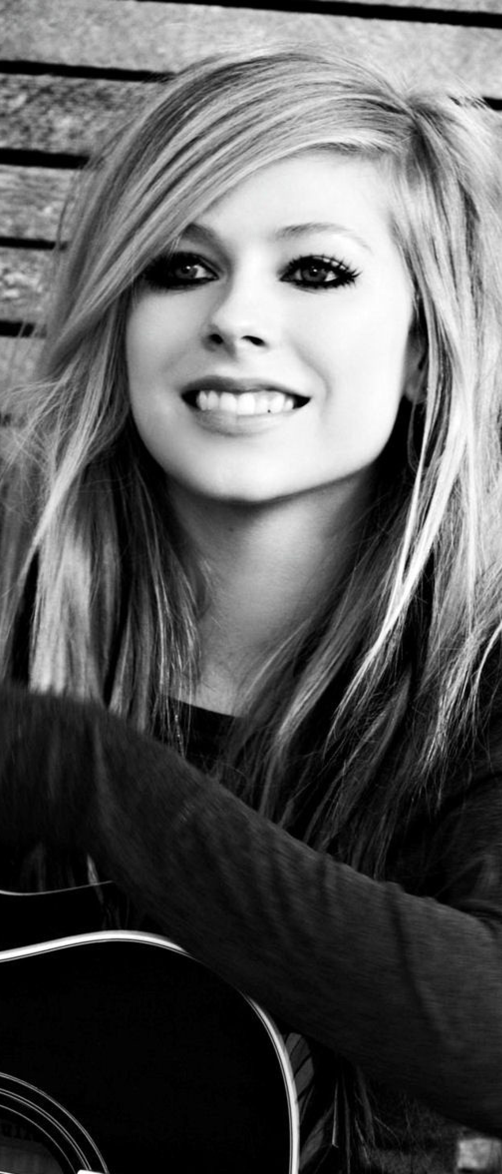 1644x3840 Avril Lavigne Hd Wallpapers 1644x3840 Resolution Wallpaper Hd Celebrities 4k Wallpapers Images Photos And Background Wallpapers Den
