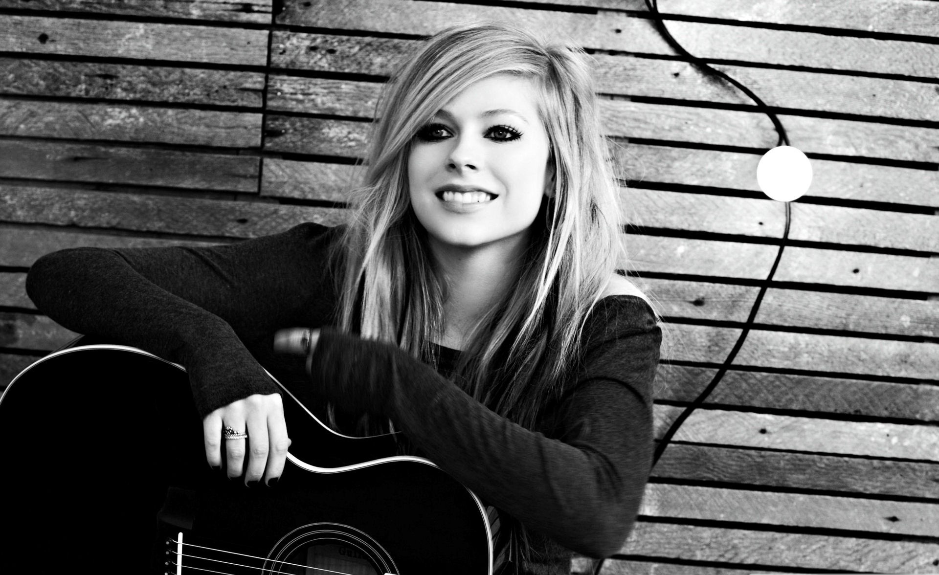 19x Avril Lavigne Hd Wallpapers 19x Resolution Wallpaper Hd Celebrities 4k Wallpapers Images Photos And Background Wallpapers Den