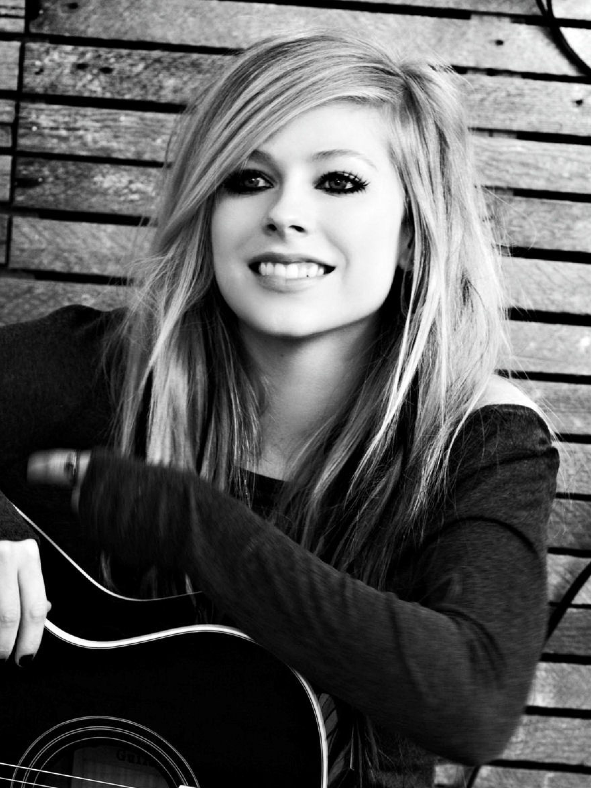 2048x2732 Avril Lavigne Hd Wallpapers 2048x2732 Resolution Wallpaper Hd Celebrities 4k