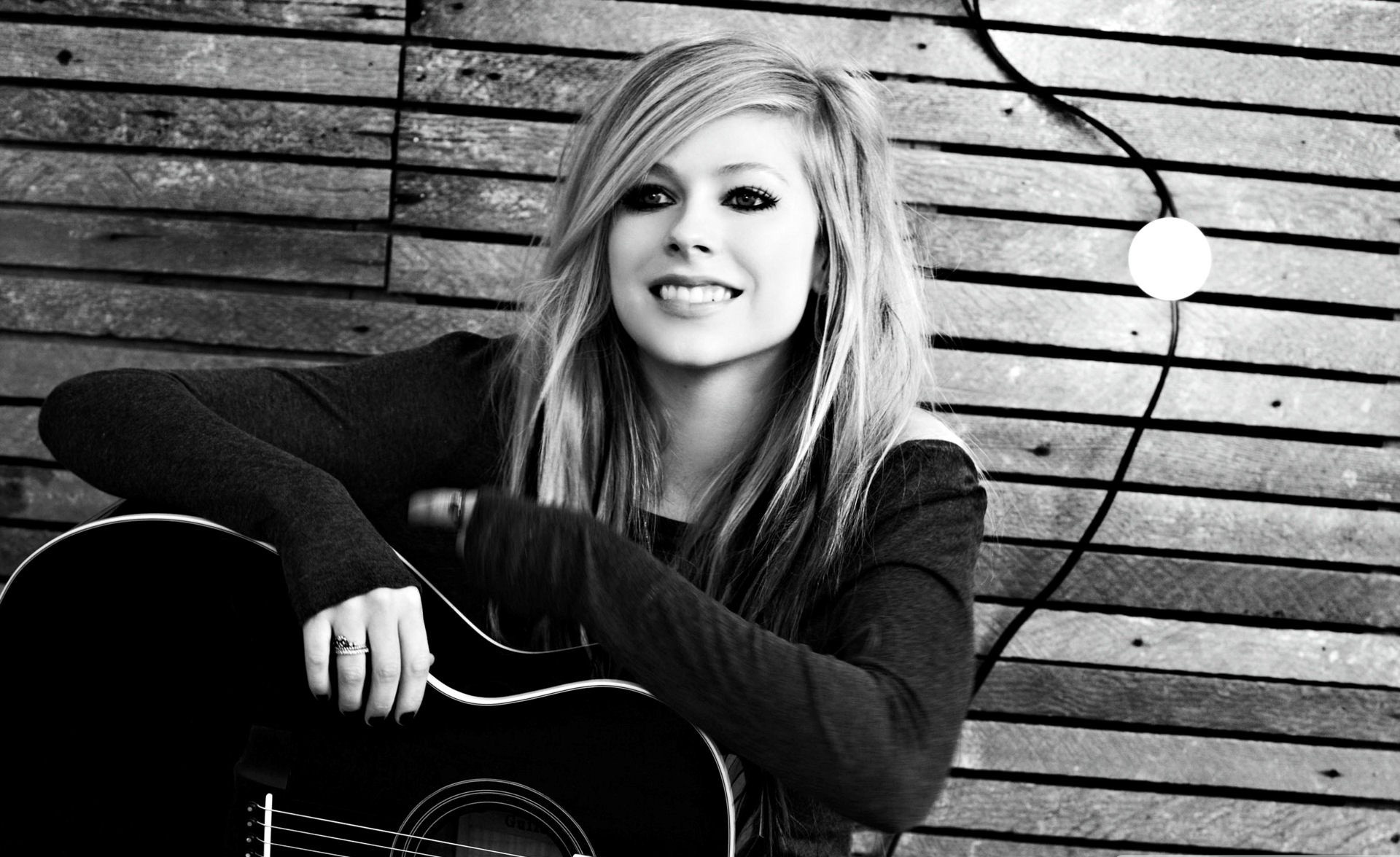 3840x Avril Lavigne Hd Wallpapers 3840x Resolution Wallpaper Hd Celebrities 4k Wallpapers Images Photos And Background Wallpapers Den