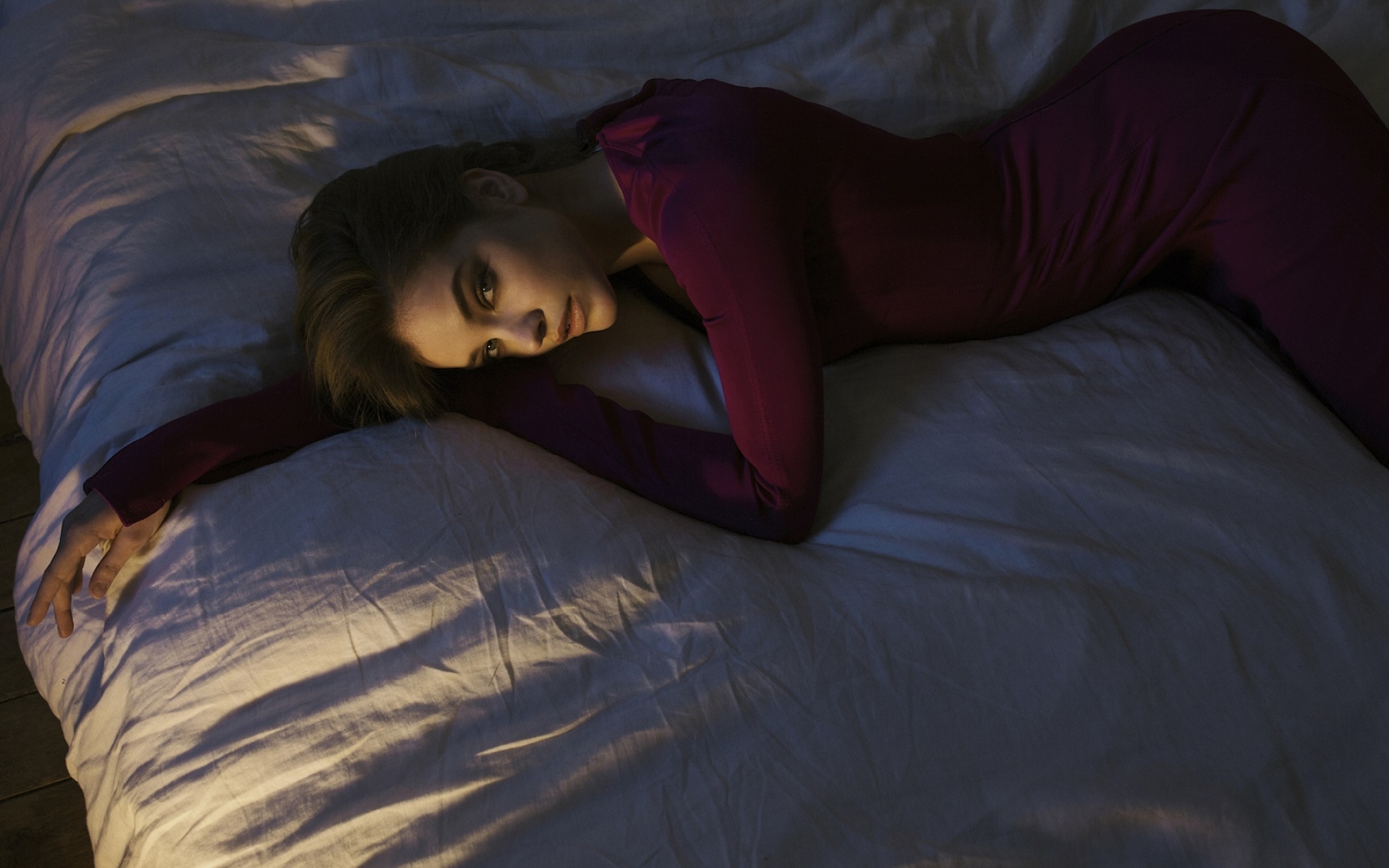 Barbara Palvin Hot Brunette Model In Bed, Full Hd Wallpaper-5121