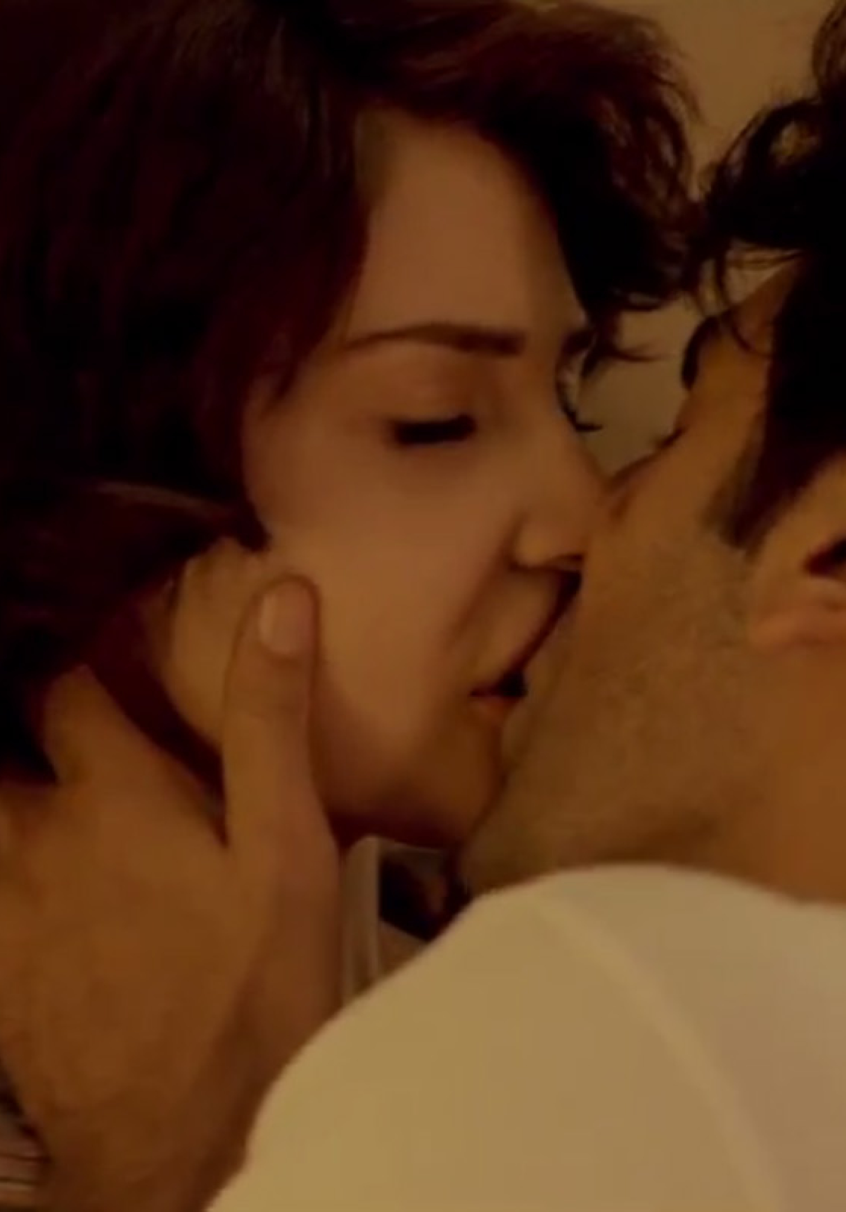 1668x2388 Resolution Bombay Velvet Sexy Kissing HD Wallpapers 1668x2388  Resolution Wallpaper - Wallpapers Den