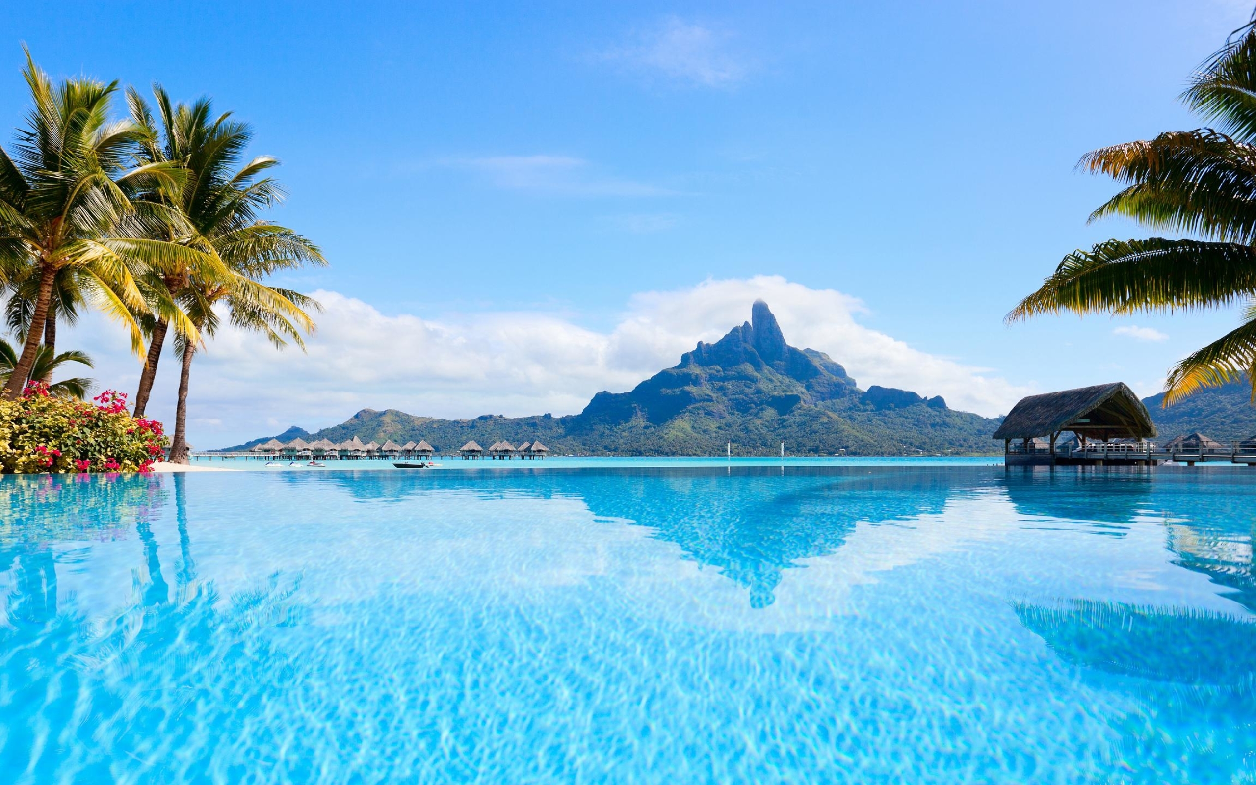 2560x1600 Bora Bora Island Resort 2560x1600 Resolution 