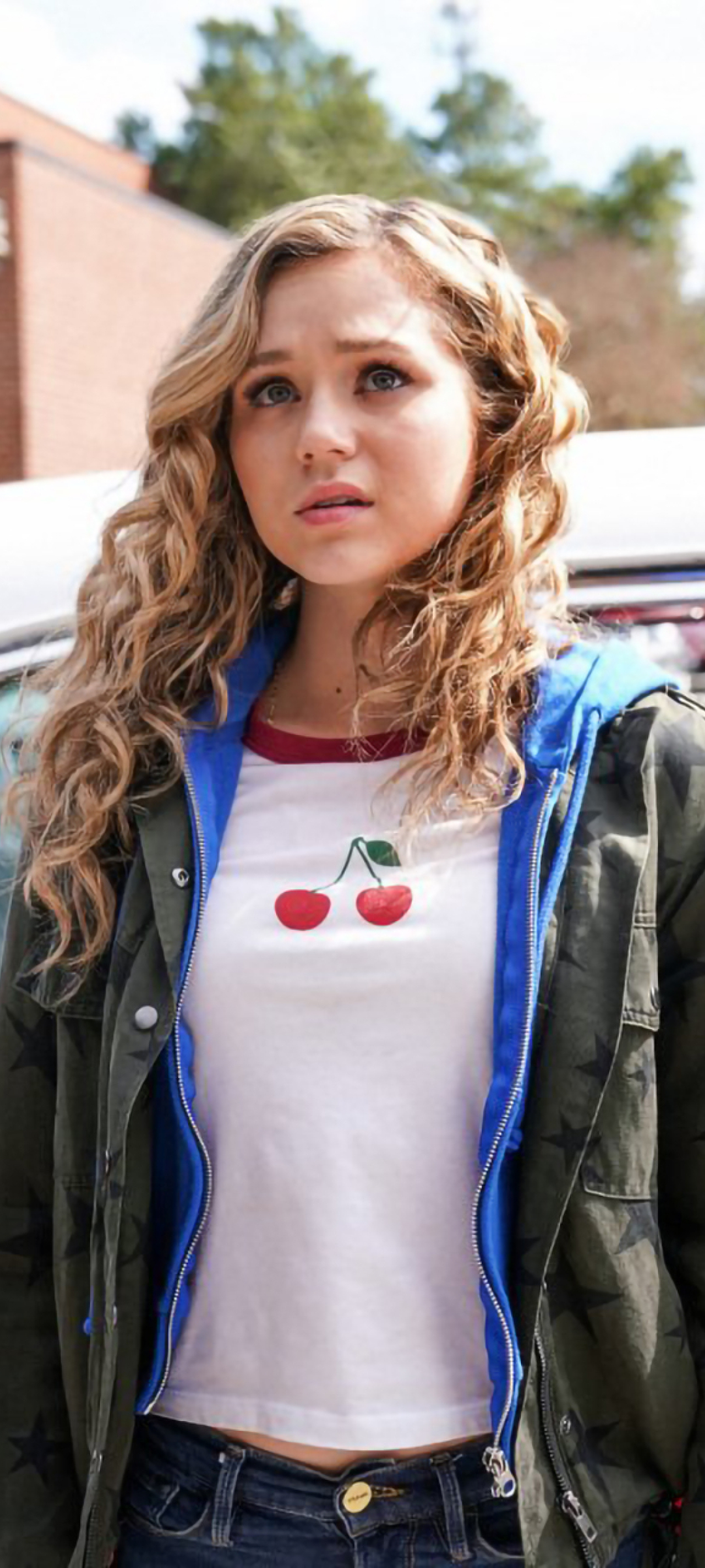 1080x2400 Resolution Brec Bassinger From Dc Stargirl 1080x2400 Resolution Wallpaper Wallpapers Den 