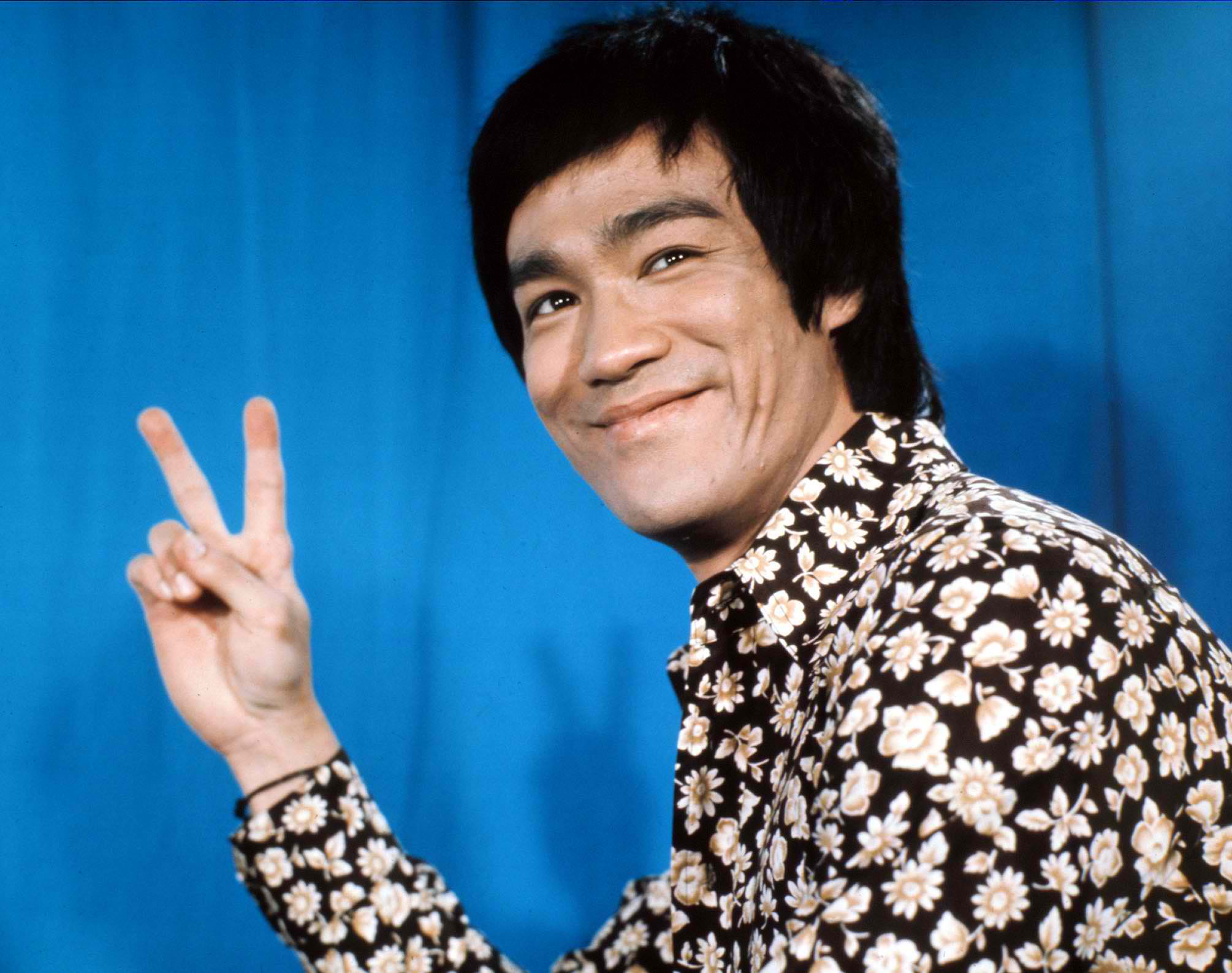 Bruce Lee Actor Celebrity Wallpaper Hd Man 4k Wallpapers Images Photos And Background Wallpapers Den