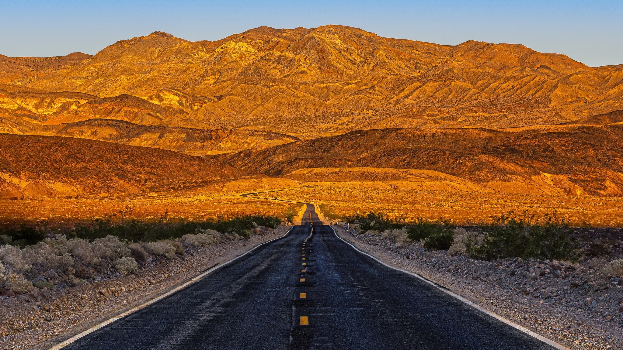California Death Valley HD Road Wallpaper, HD City 4K Wallpapers, Images,  Photos and Background - Wallpapers Den