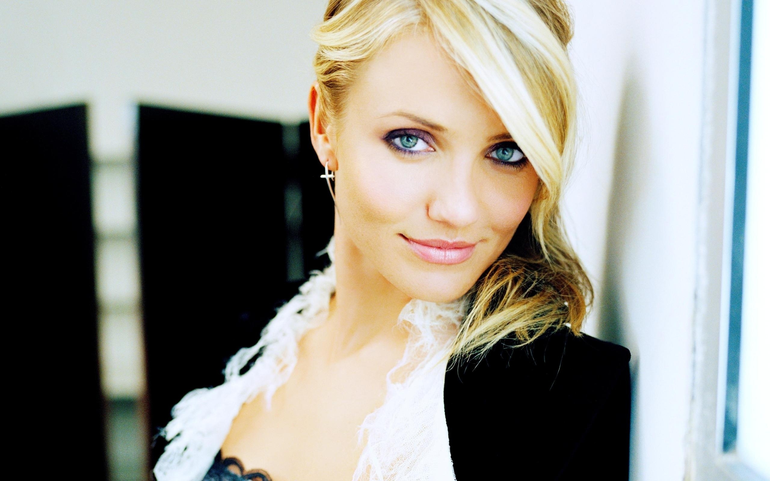 Cameron Diaz Fabulous Hd Wallpapers Wallpaper Hd Celebrities K Wallpapers Images And