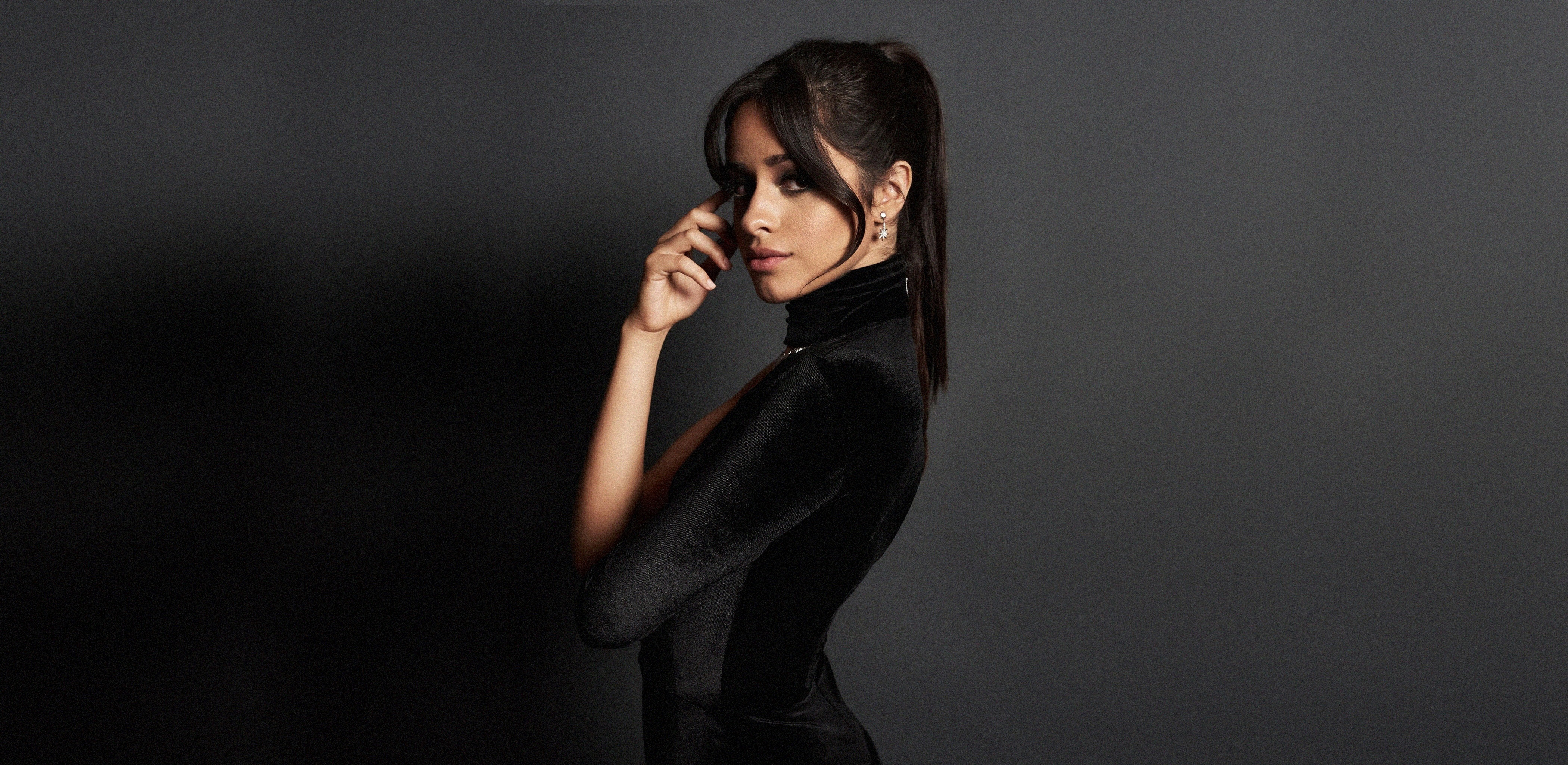 camila cabello singer 4k iPhone 12 Wallpapers Free Download