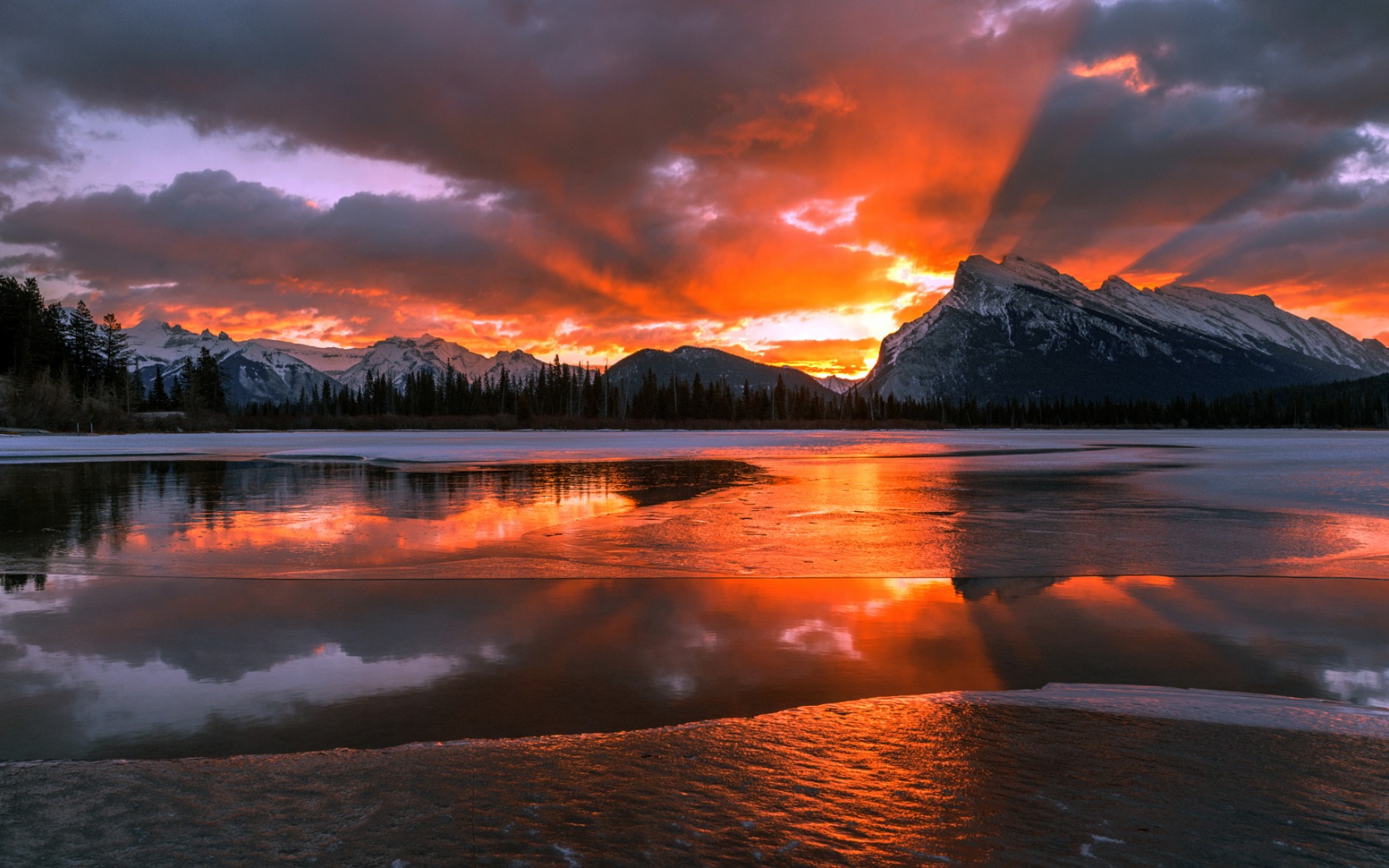 640x480 Canada Alberta Banff National Park 640x480 Resolution