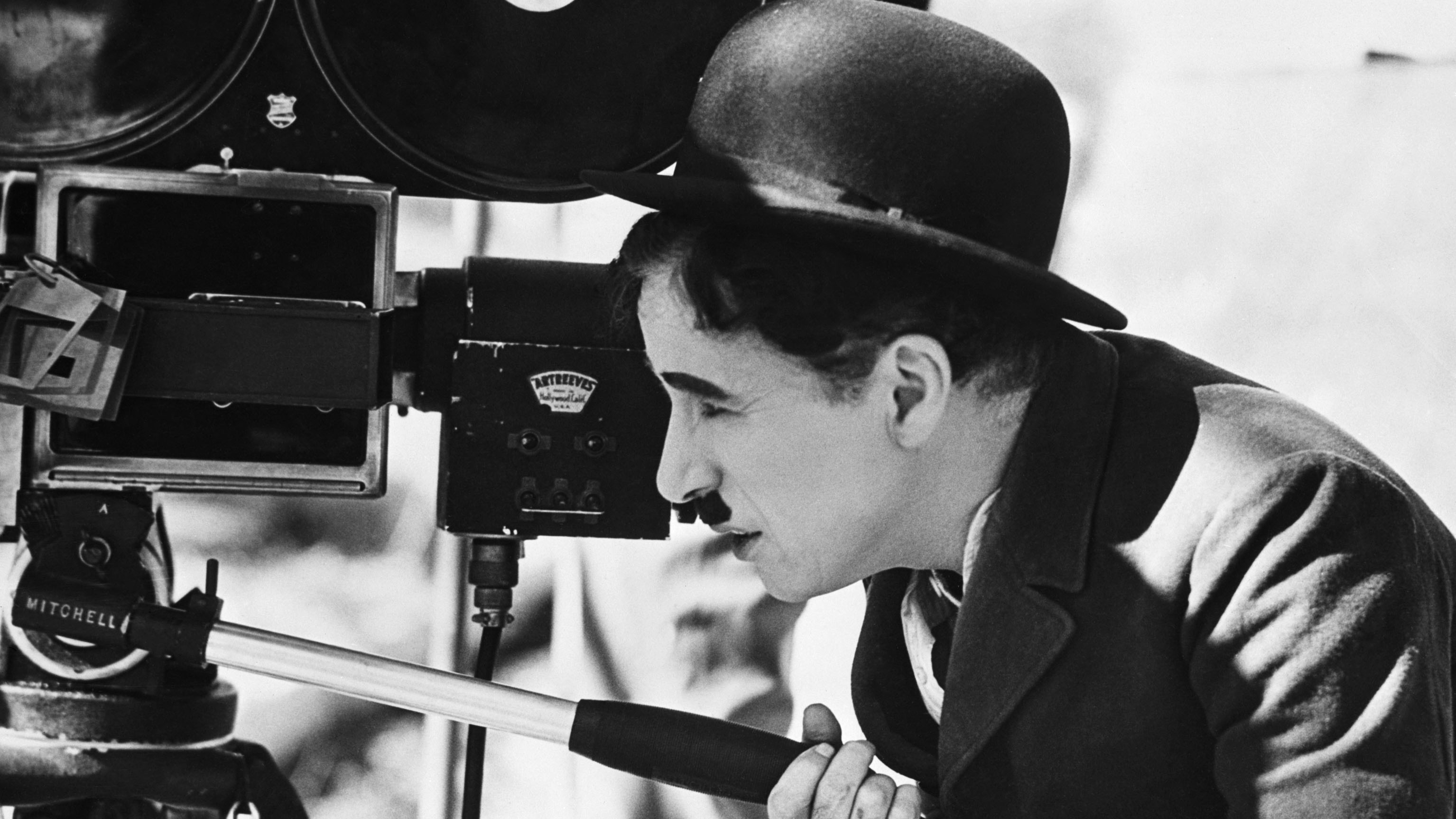 Появление кинематографа в ссср. Кинематограф Чарли Чаплин. Чарли Чаплин на съемках. Чарли Чаплин на съемочной площадке.