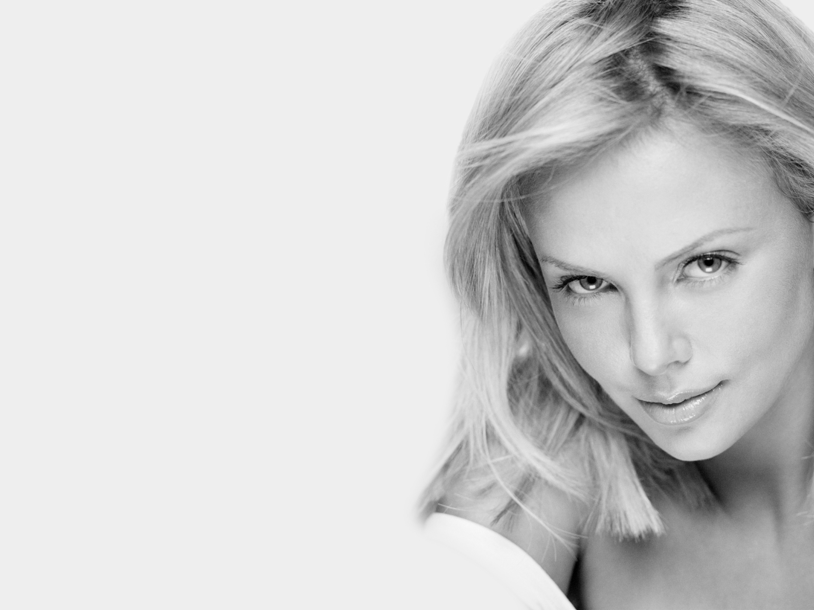 1600x1200 Charlize Theron Hd Photos 1600x1200 Resolution Wallpaper Hd Celebrities 4k Wallpapers 