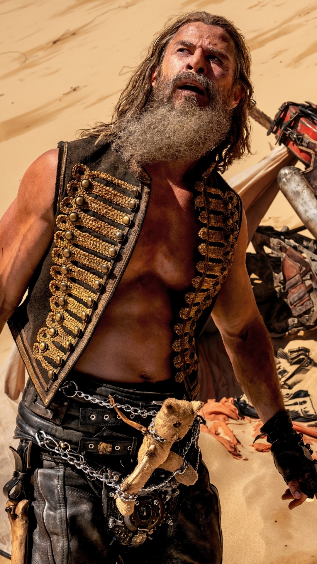 1081x1920 Resolution Chris Hemsworth in Furiosa A Mad Max Saga ...