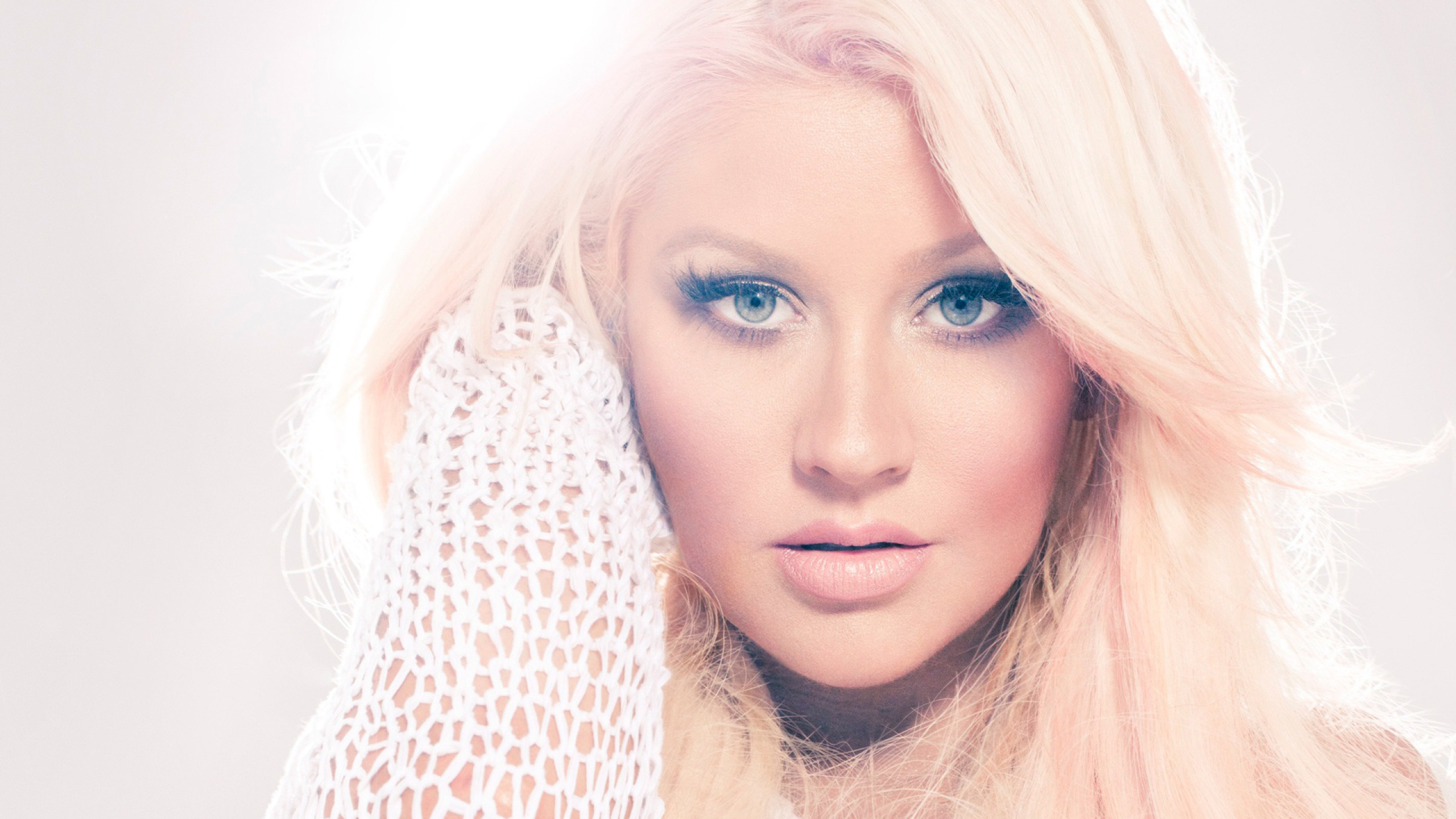 X Resolution Christina Aguilera Close Up Wallpapers P Resolution Wallpaper