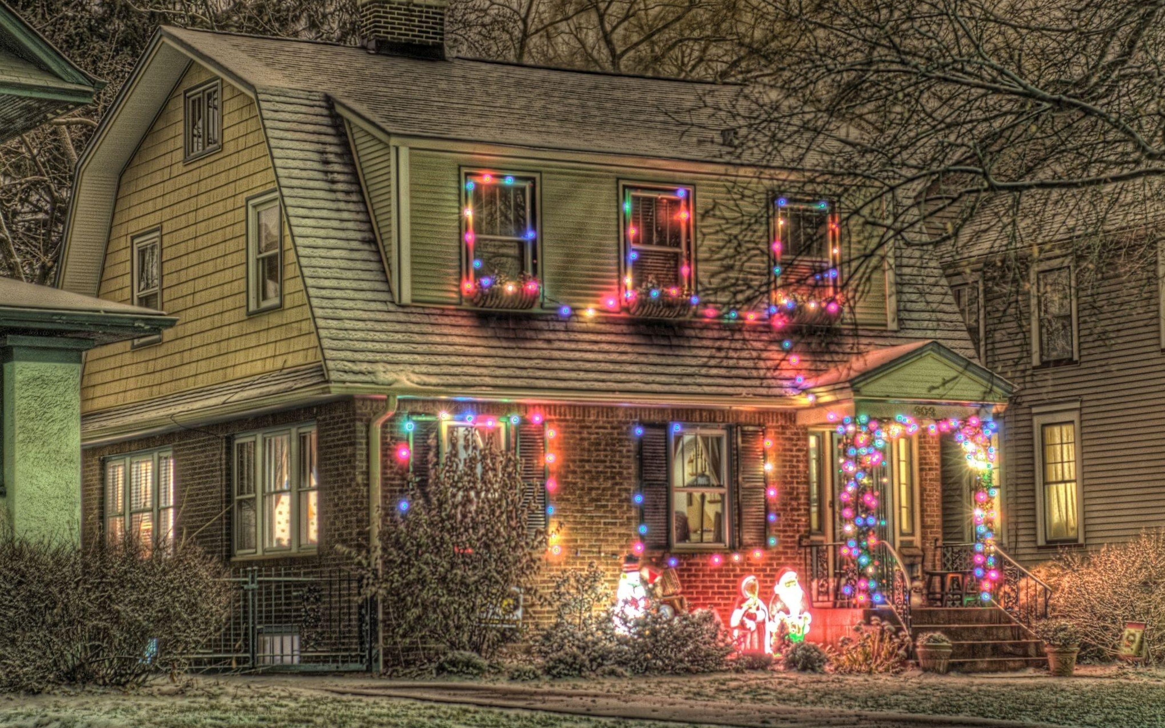 New year house. Новогодний домик «дом Линдера». Украшение домов гирляндами. Уютный новогодний домик. Гирлянда на дом.