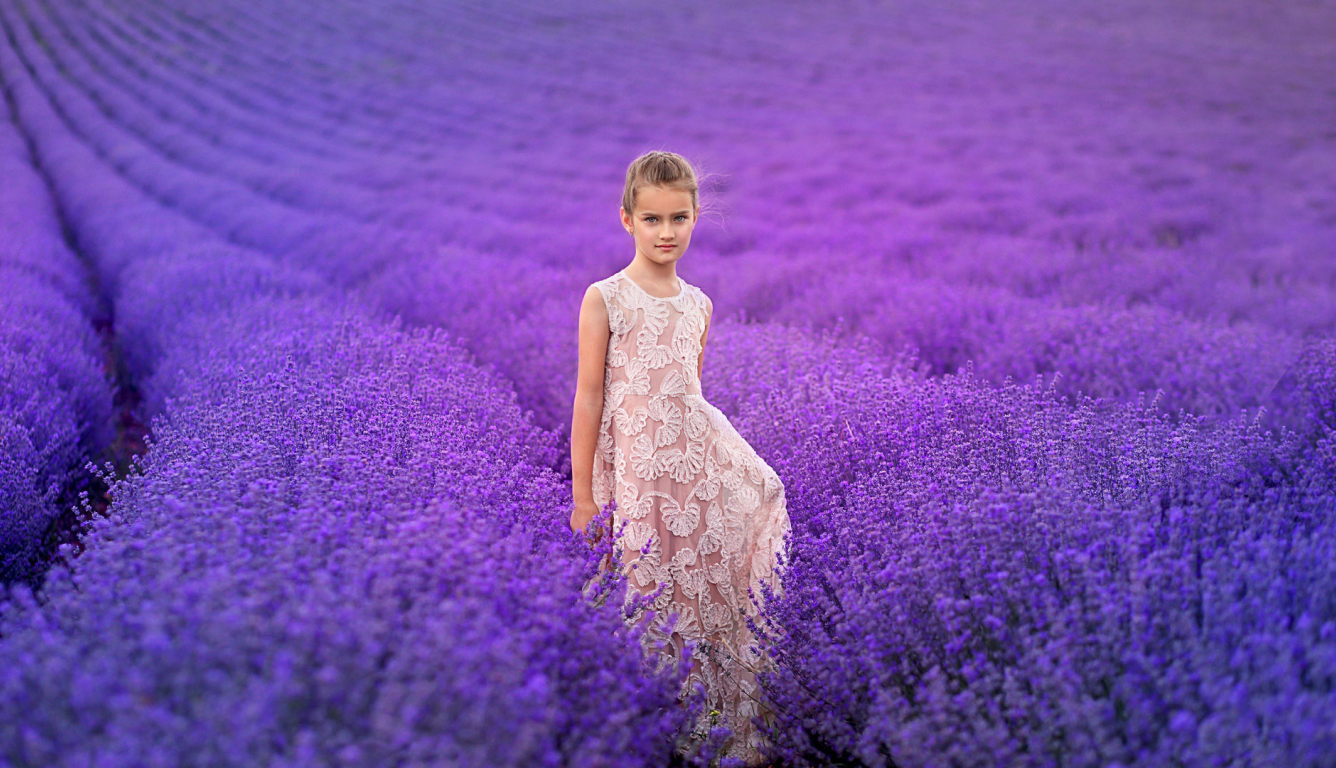 1336x768 Cute Girl In Lavender Field HD Laptop Wallpaper, HD Other 4K  Wallpapers, Images, Photos and Background - Wallpapers Den