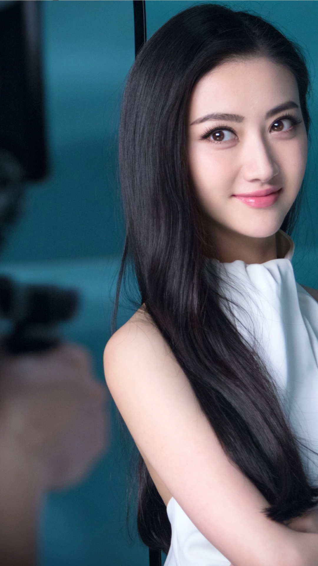 1080x1920 Resolution Cute Jing Tian In White Dress Iphone 7 6s 6 Plus