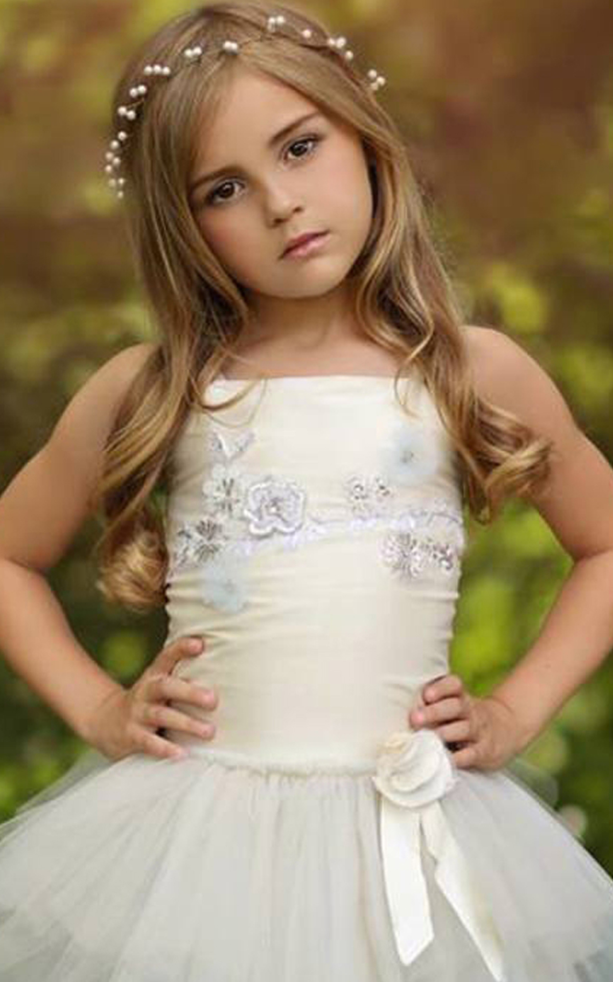 1200x1920 Cute Little Girl Photoshoot in White Dress 1200x1920 ...