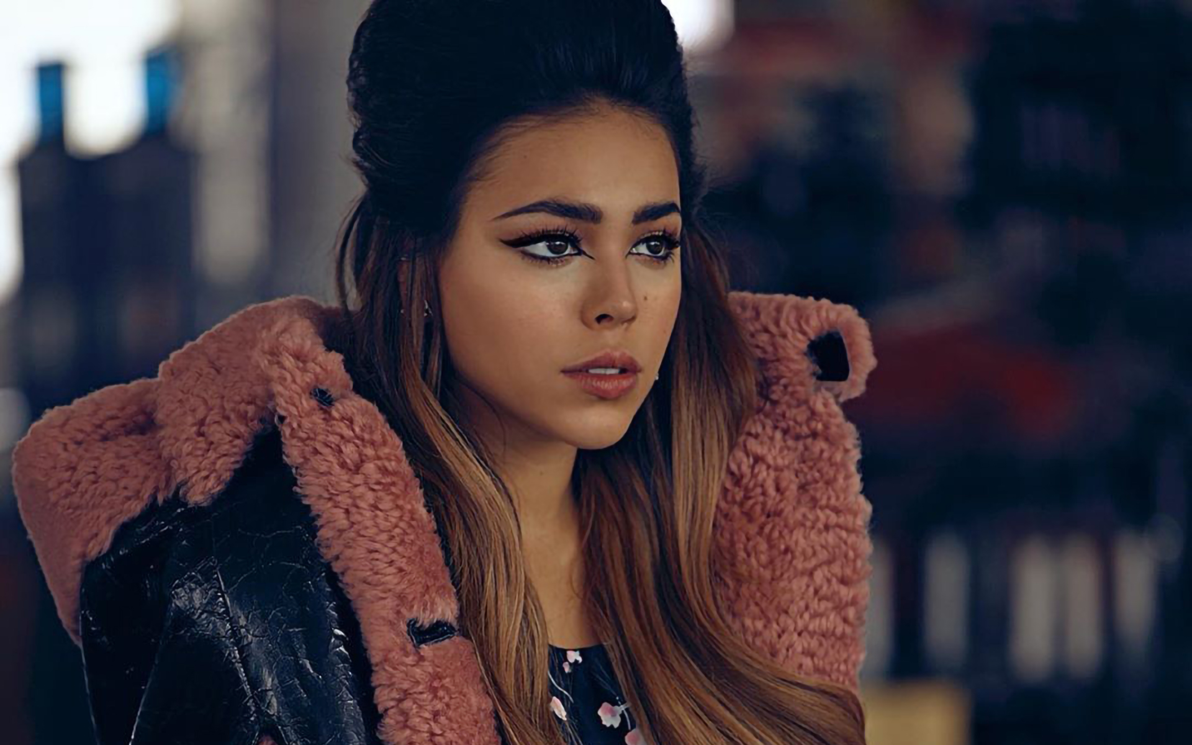 3840x2400 Danna Paola 2019 Uhd 4k 3840x2400 Resolution