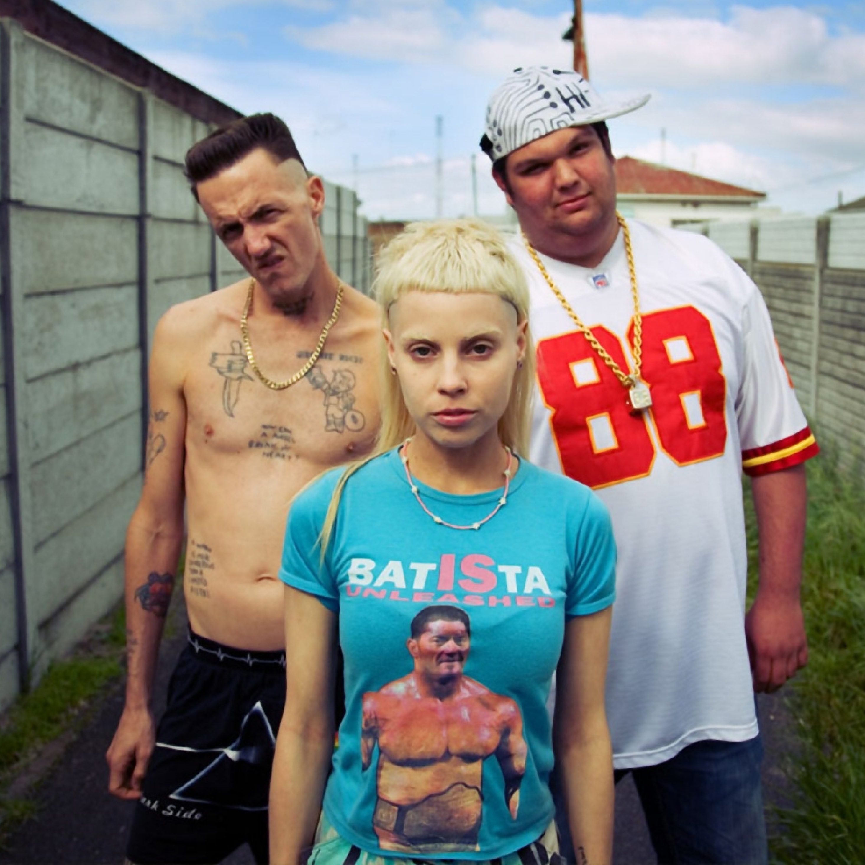 Die песня. Группа die antwoord. Йоланди Фиссер группа. Ниндзя группа die antwoord. Группа из ЮАР die antwoord.