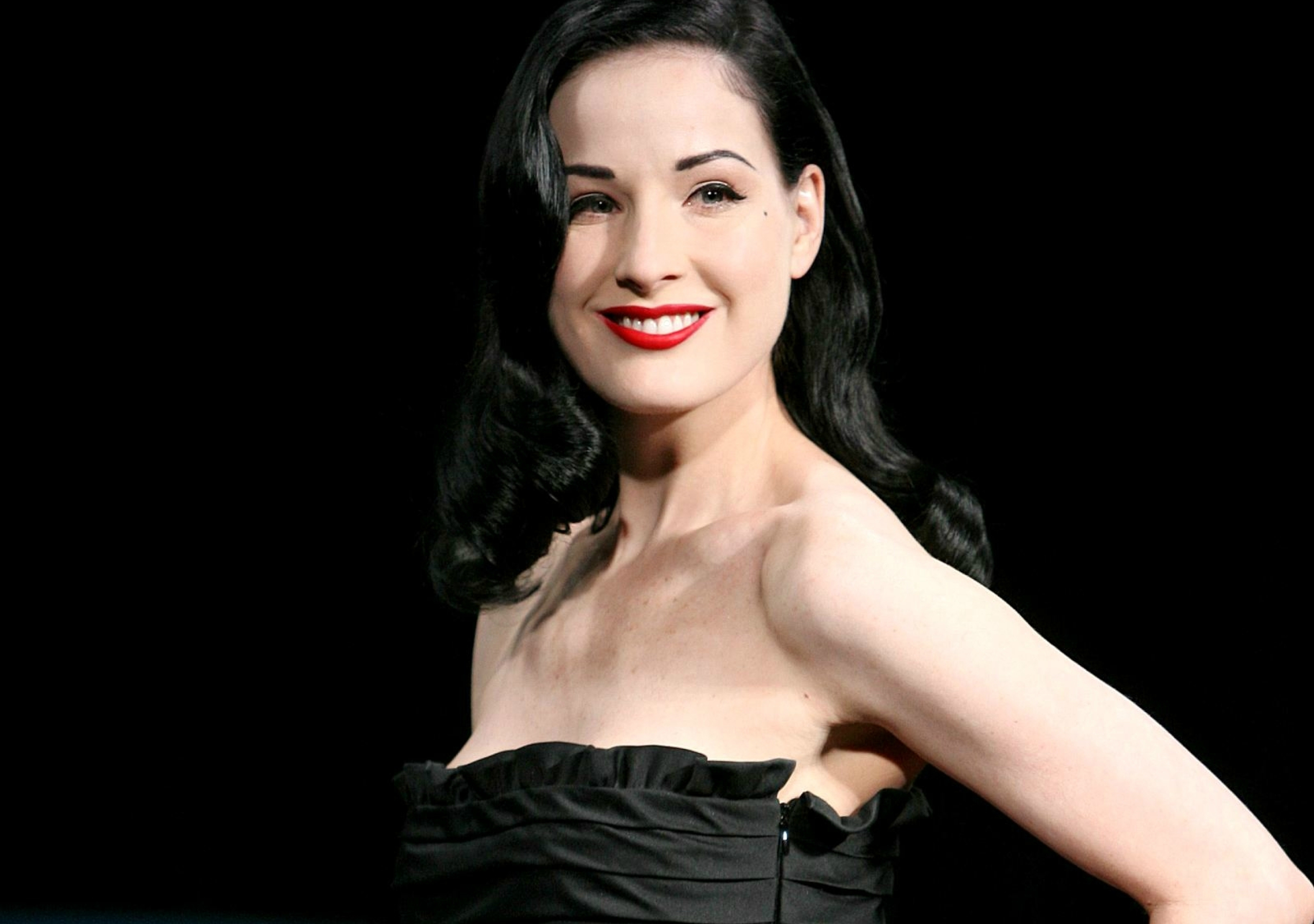 Dita von. Дита фон Тиз. Королева бурлеска Дита фон. Дита фон Диаз. Дита фон Тиз фото.