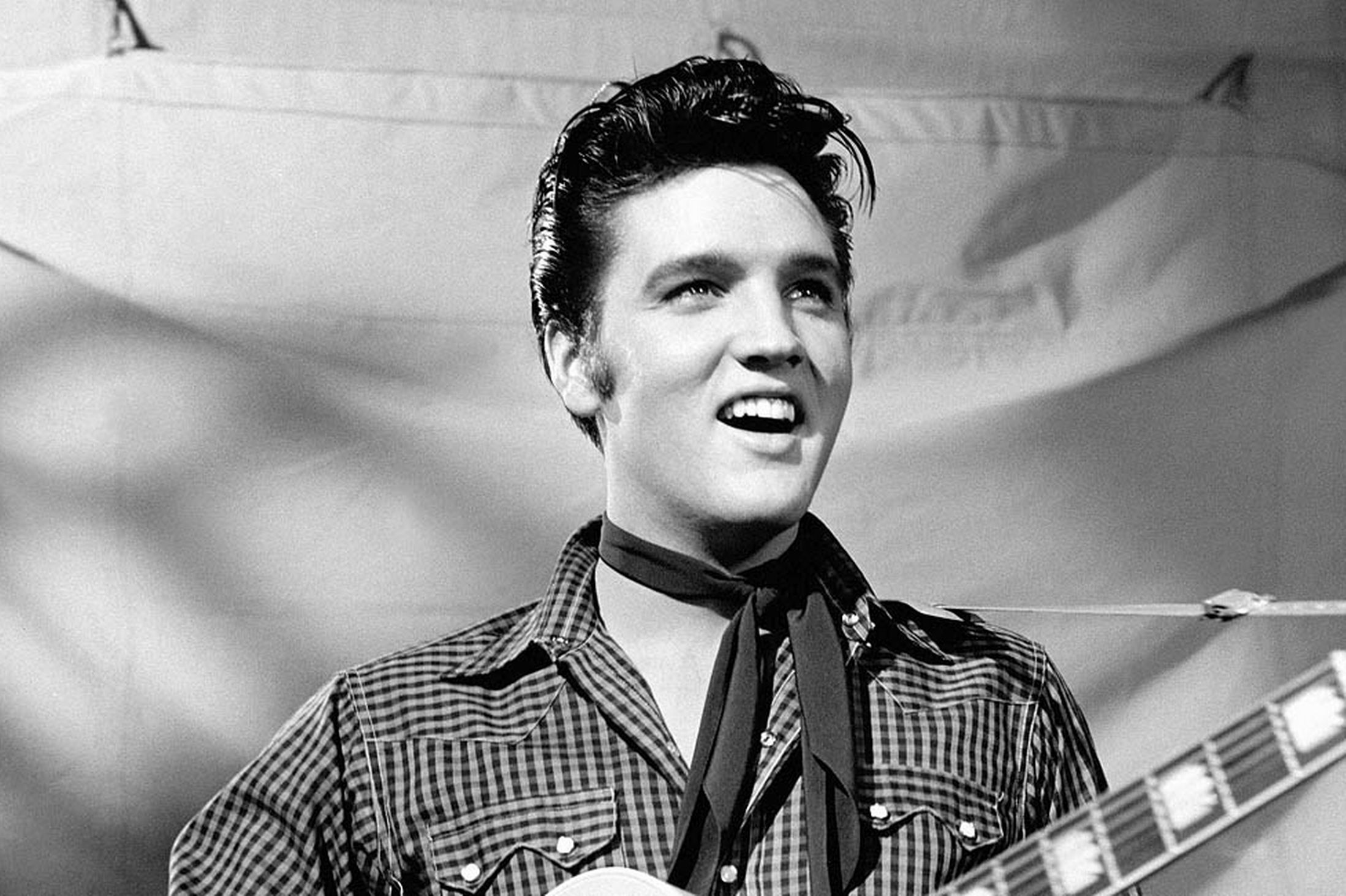 elvis presley, singer, actor Wallpaper, HD Music 4K Wallpapers, Images,  Photos and Background - Wallpapers Den