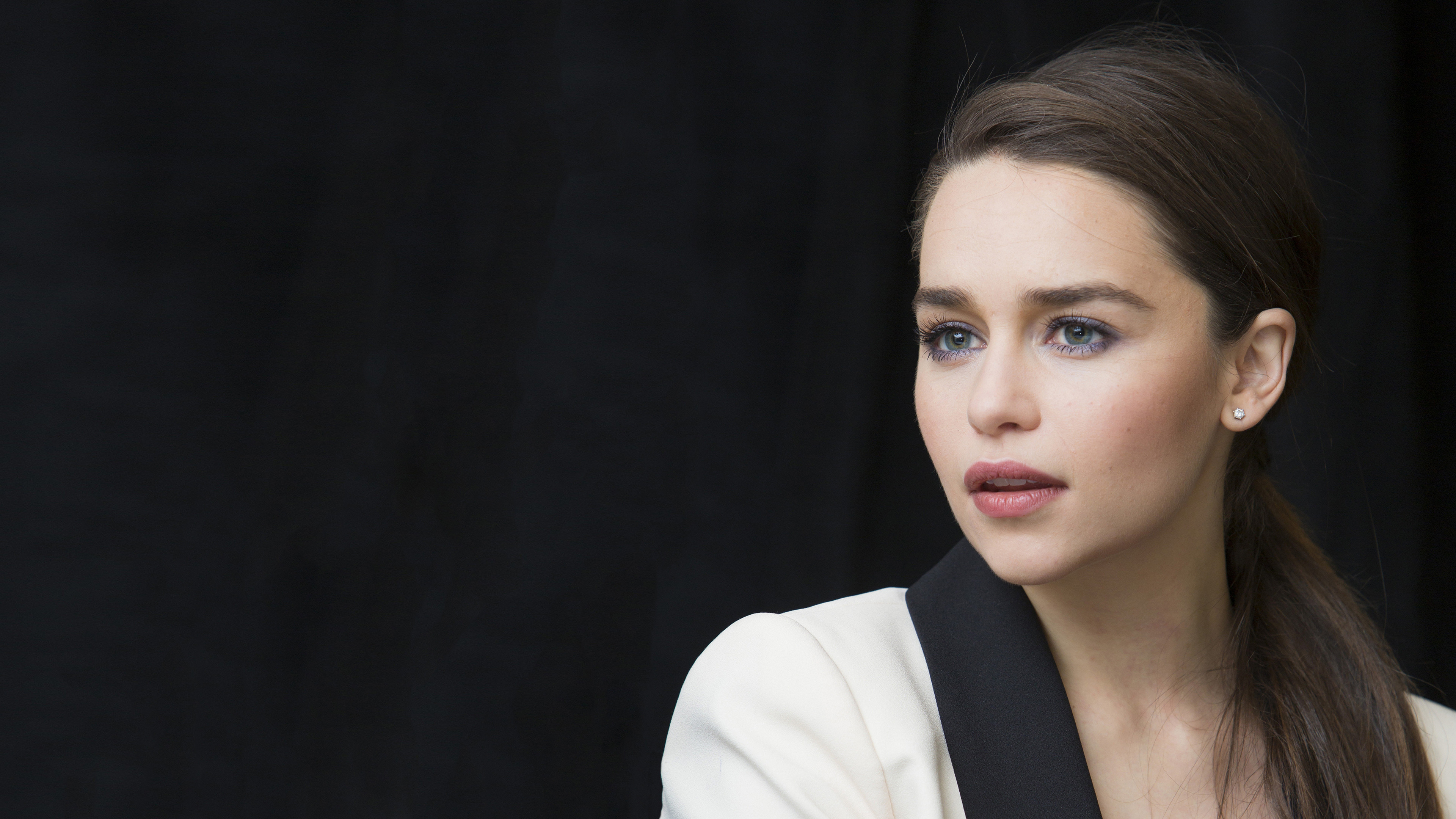 Emilia Clarke Beautiful Eyes Wallpaper, HD Celebrities 4K Wallpapers,  Images, Photos and Background - Wallpapers Den