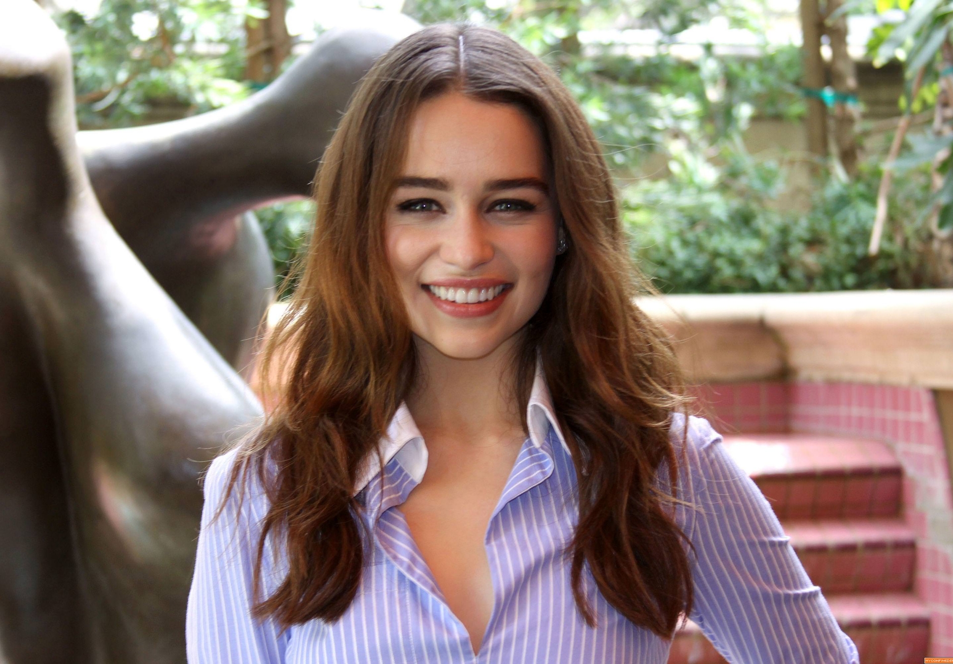 1920x1339 Resolution Emilia Clarke Cute Smile 1920x1339 Resolution Wallpaper Wallpapers Den 