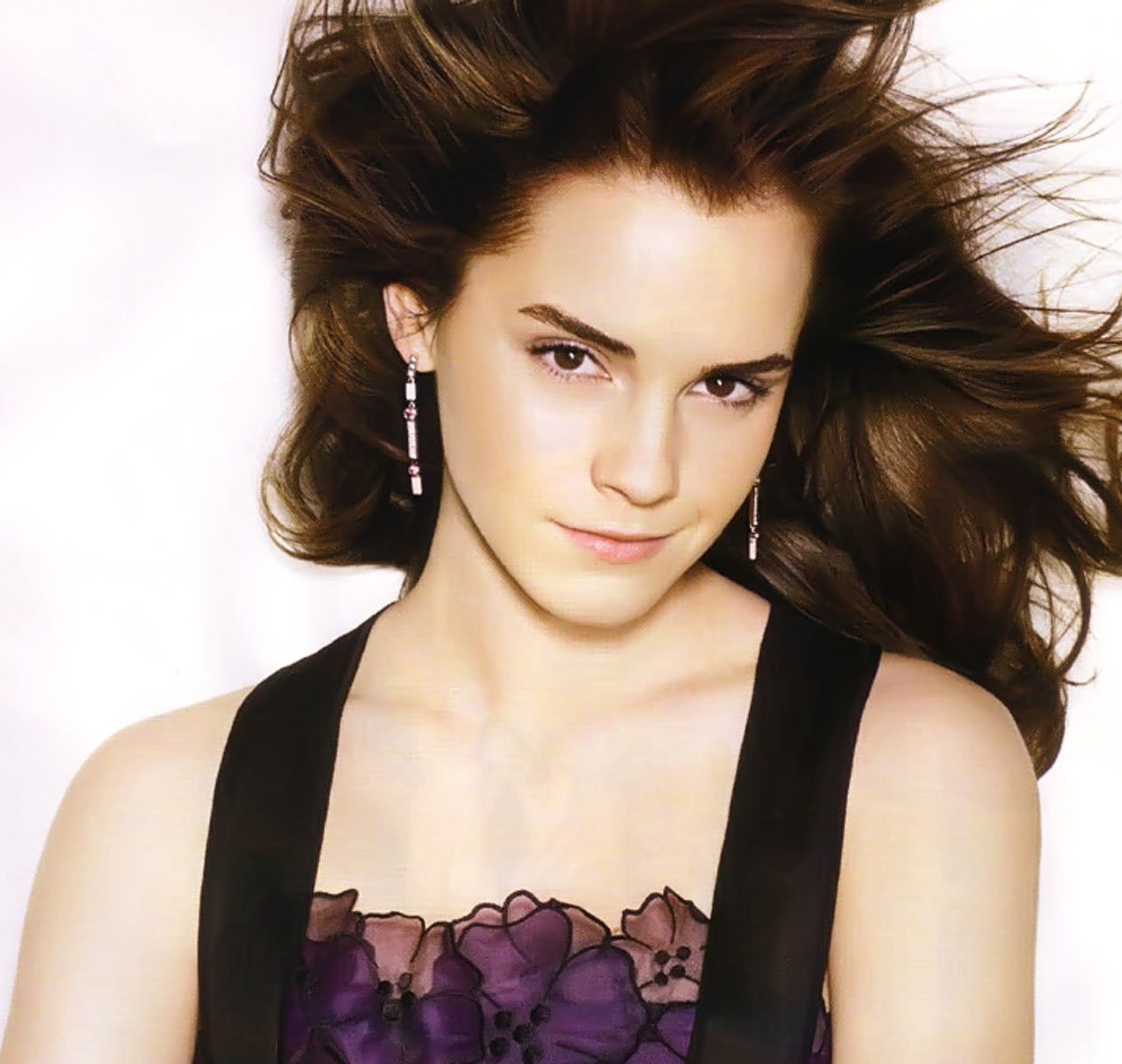 X Resolution Emma Watson Sexy Seen X Resolution Wallpaper Wallpapers Den