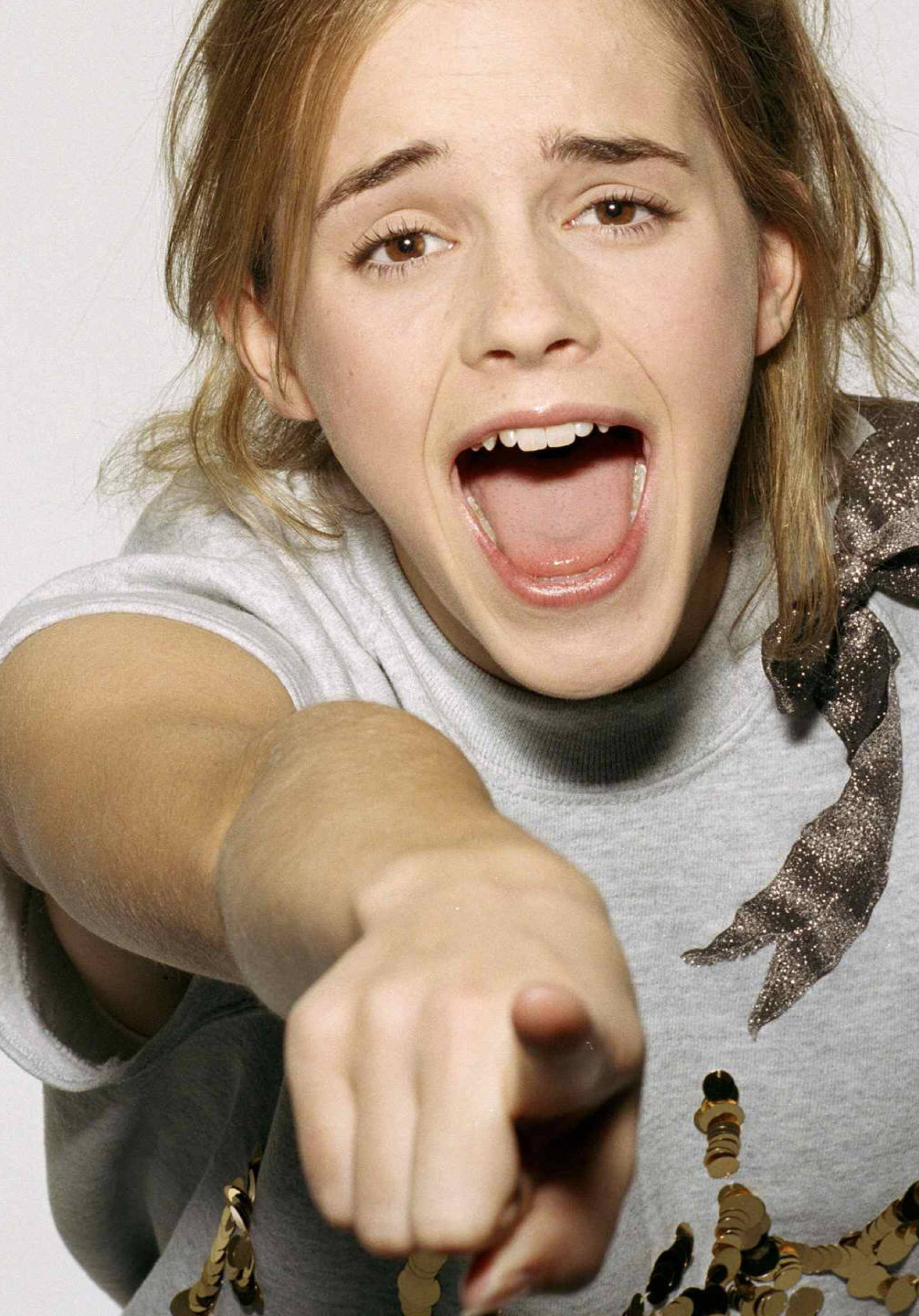 Emma Watson Shouting Images (1668x2388) Resolution Wallpaper.
