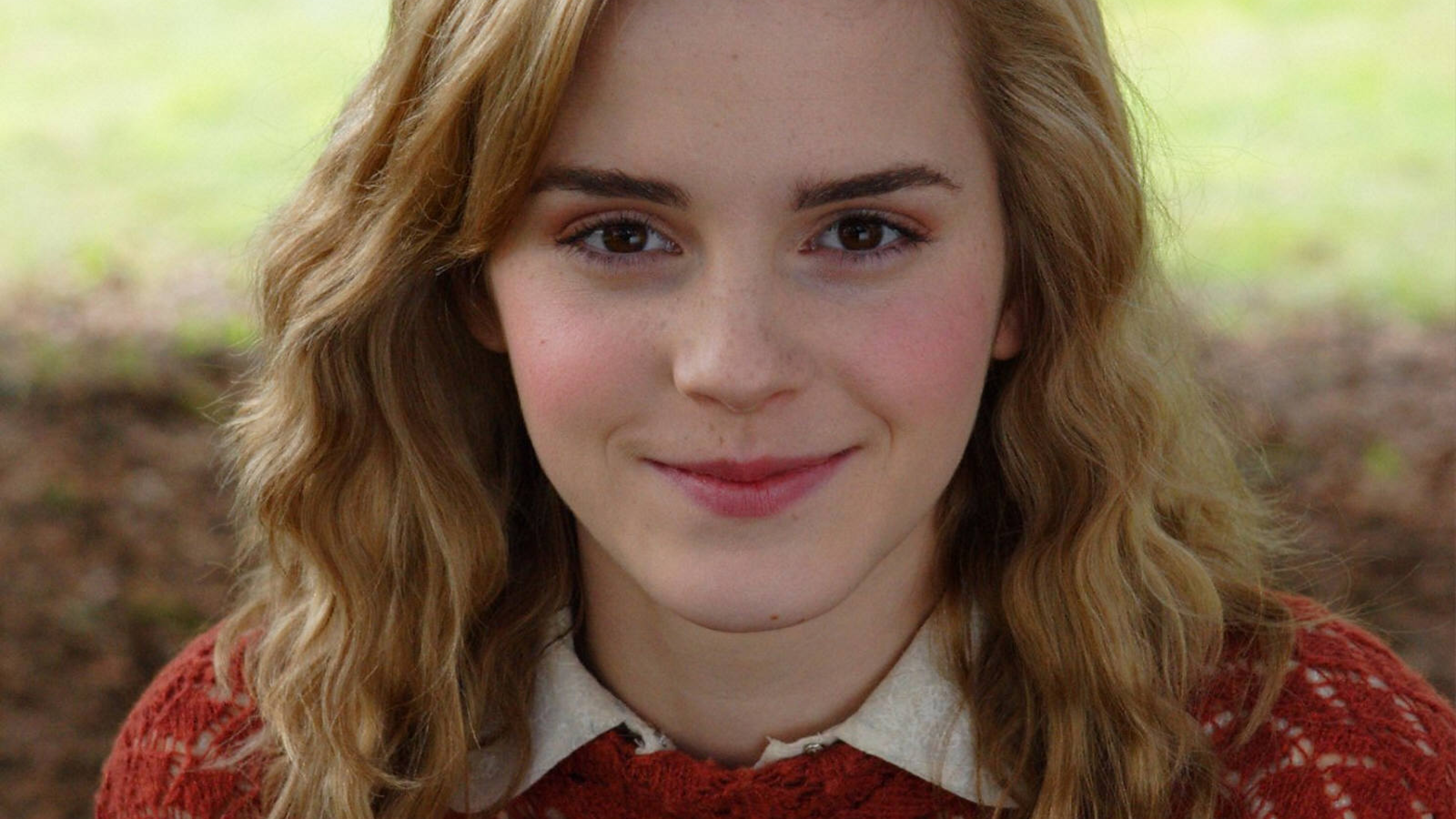 7680x4320 Emma Watson Smile Red Look 8K Wallpaper, HD ...