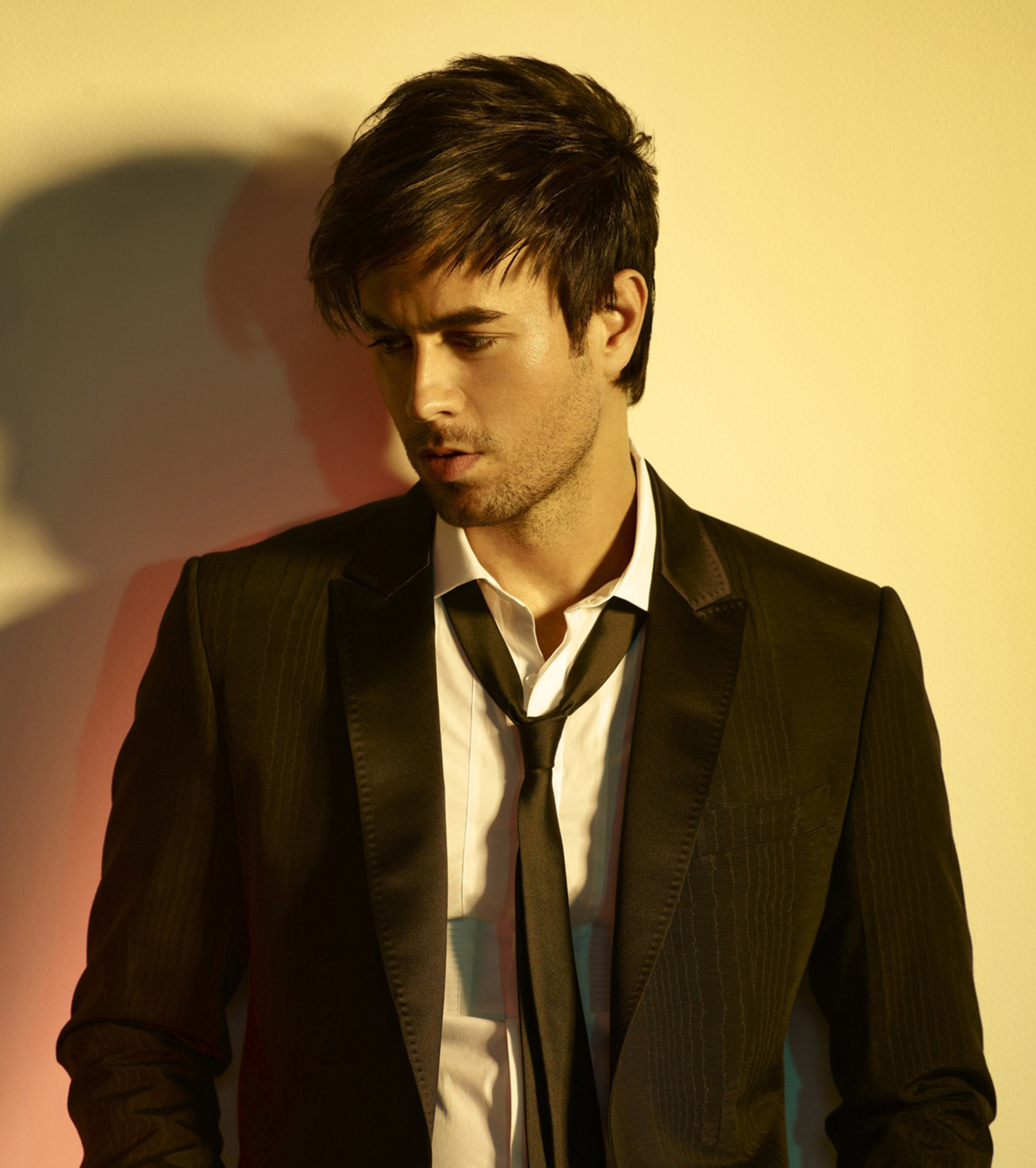 2200x2480 enrique iglesias hd wallpaper 2200x2480 Resolution Wallpaper, HD  Celebrities 4K Wallpapers, Images, Photos and Background - Wallpapers Den