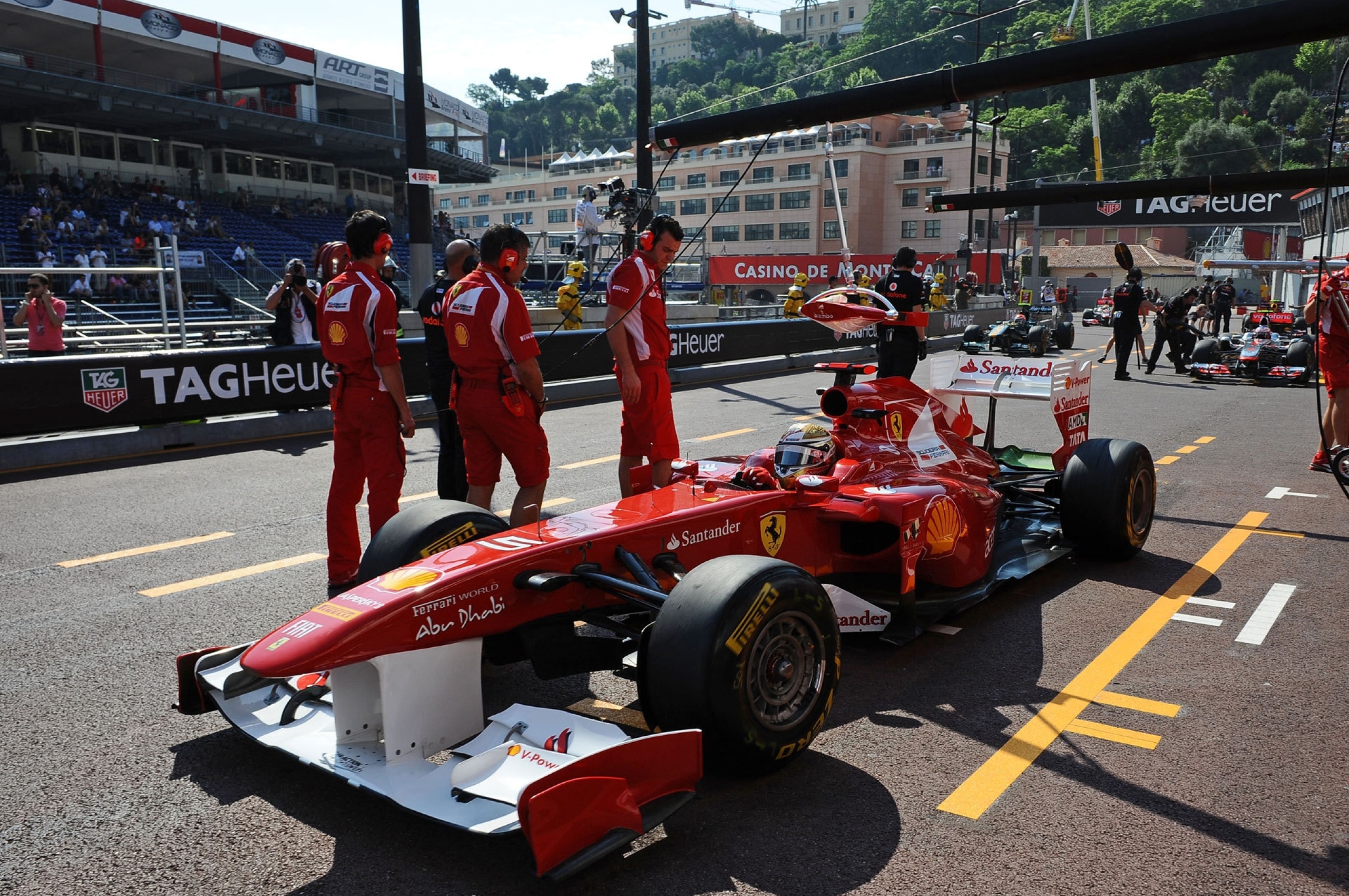 Картинки формула 1. Феррари ф1. Ferrari f1 2011. Формула 1 Феррари 2011. Болид ф1 Феррари 1999.