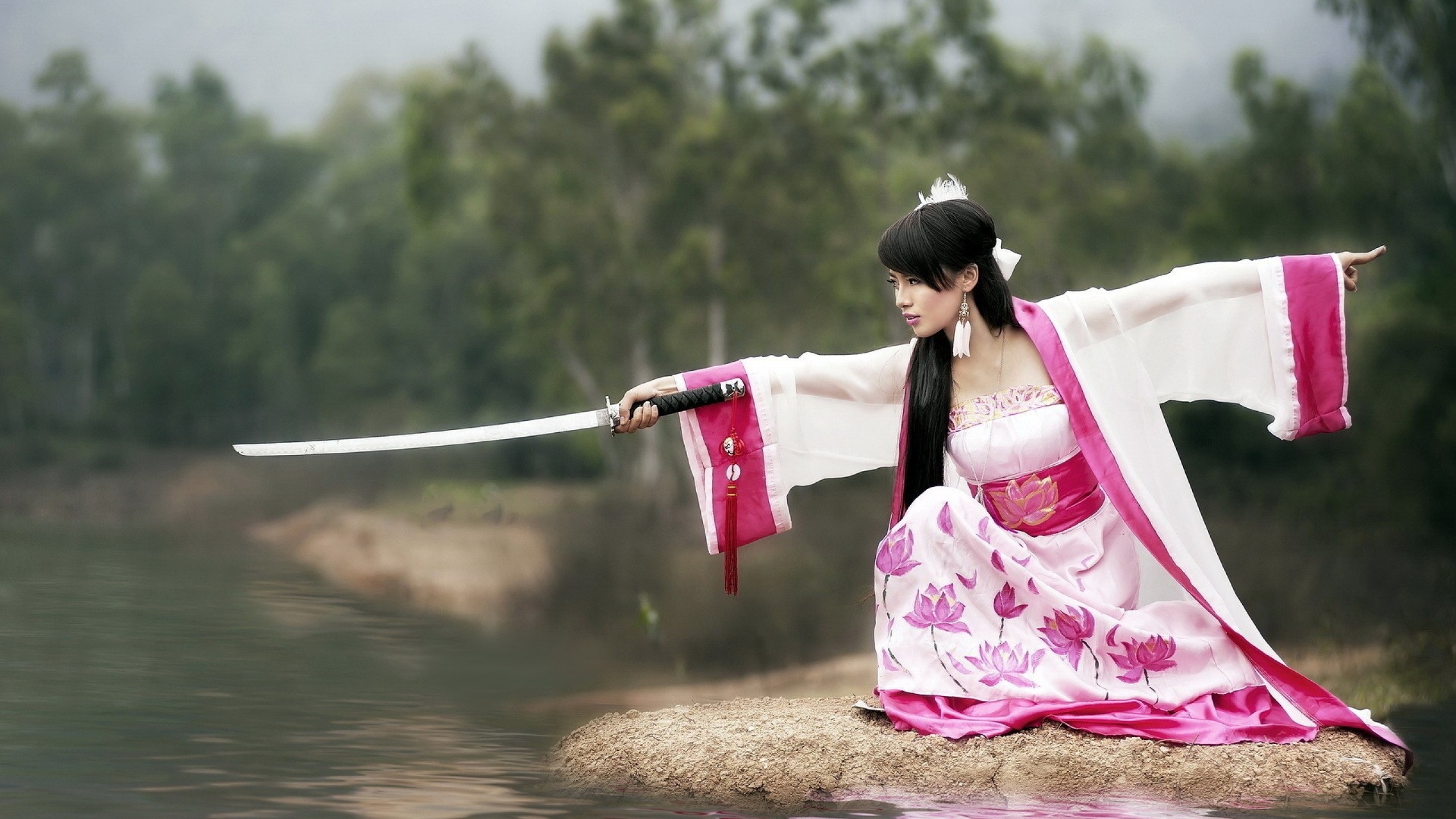 2560x1440 Resolution Girl Samurai Sword 1440p Resolution Wallpaper Wallpapers Den 4962
