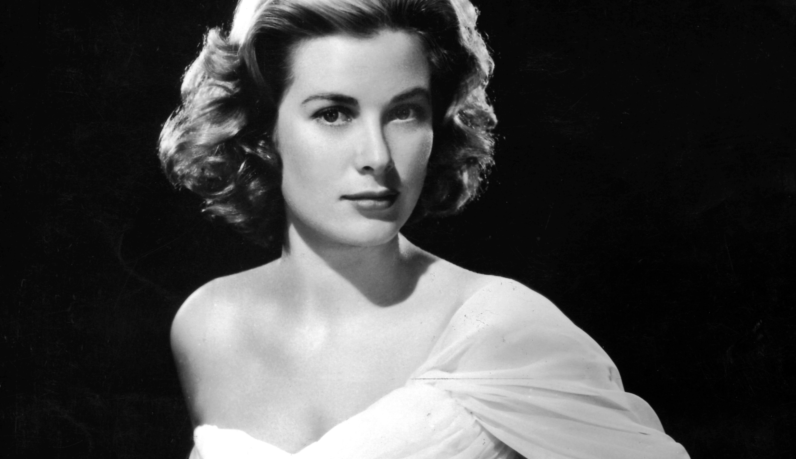 2560x1476 Resolution Grace Kelly Cleavage Images 2560x1476 Resolution ...