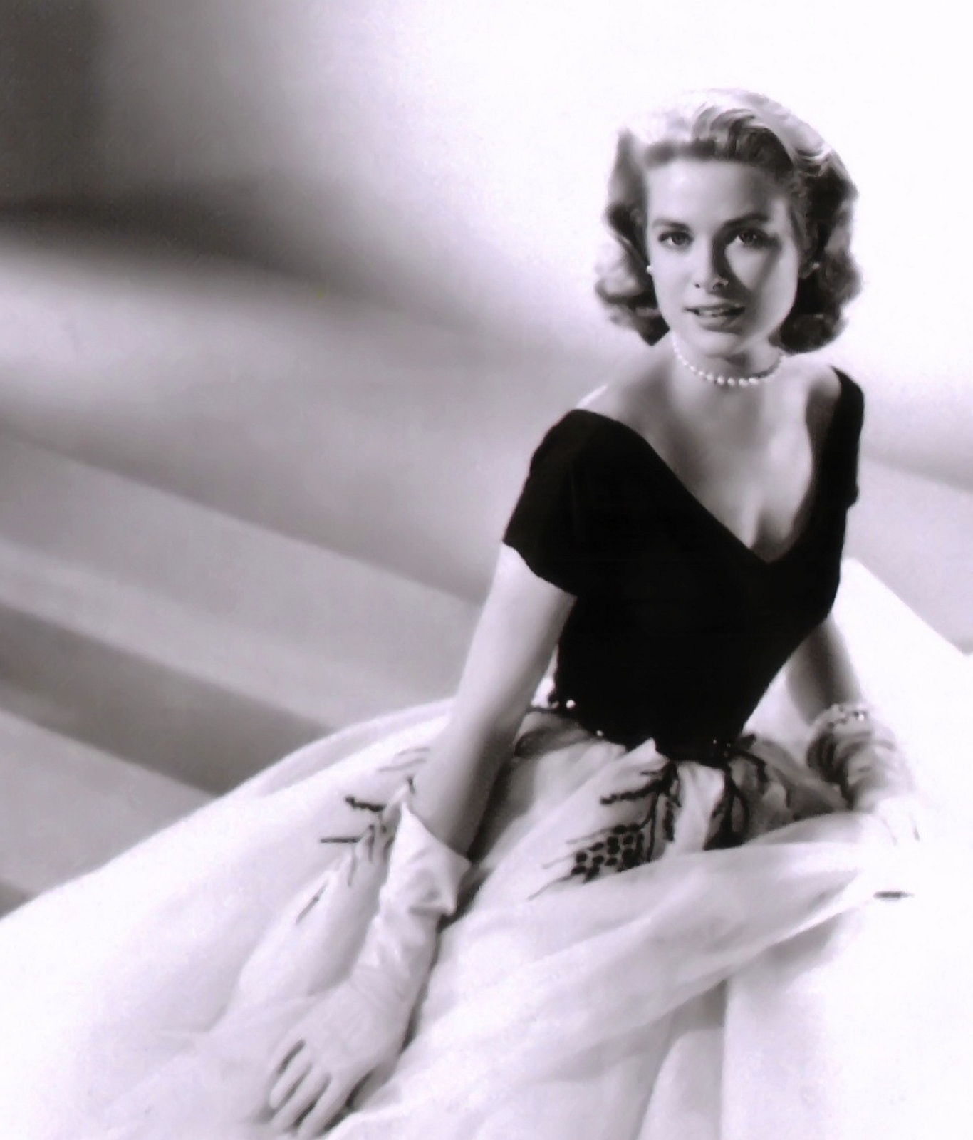 1366x1600 Resolution Grace Kelly New Images 1366x1600 Resolution ...