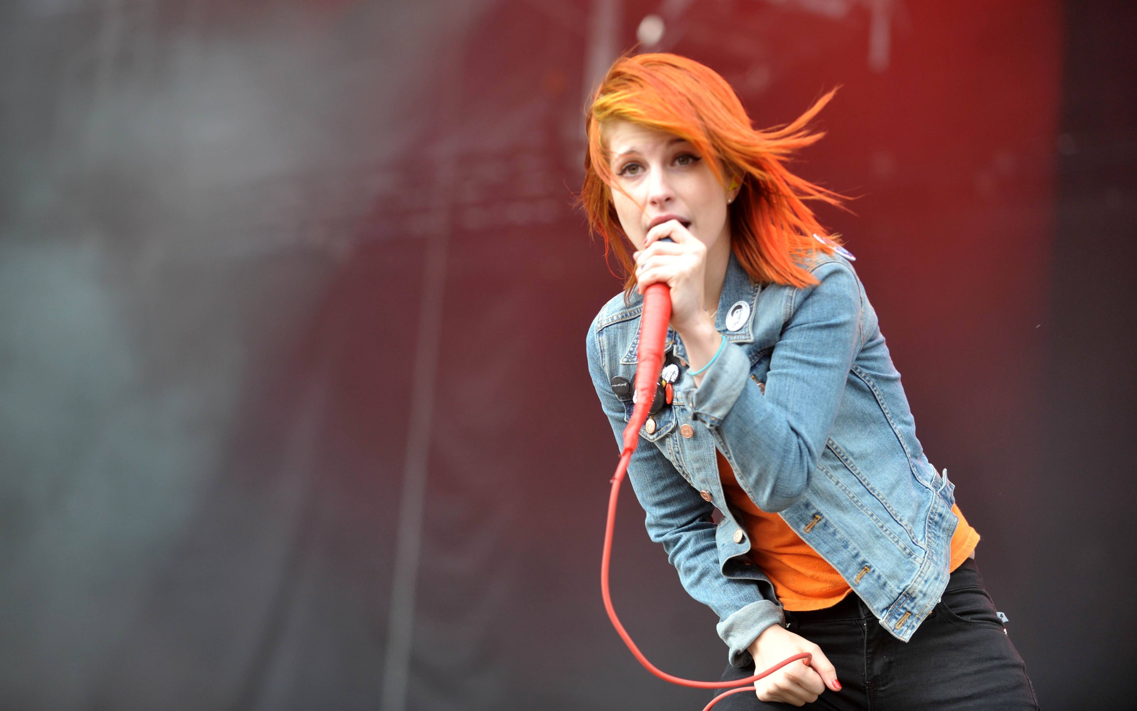 3840x2400 Hayley Williams Paramore Singer Uhd 4k 3840x2400 Resolution Wallpaper Hd Music 4k Wallpapers Images Photos And Background Wallpapers Den