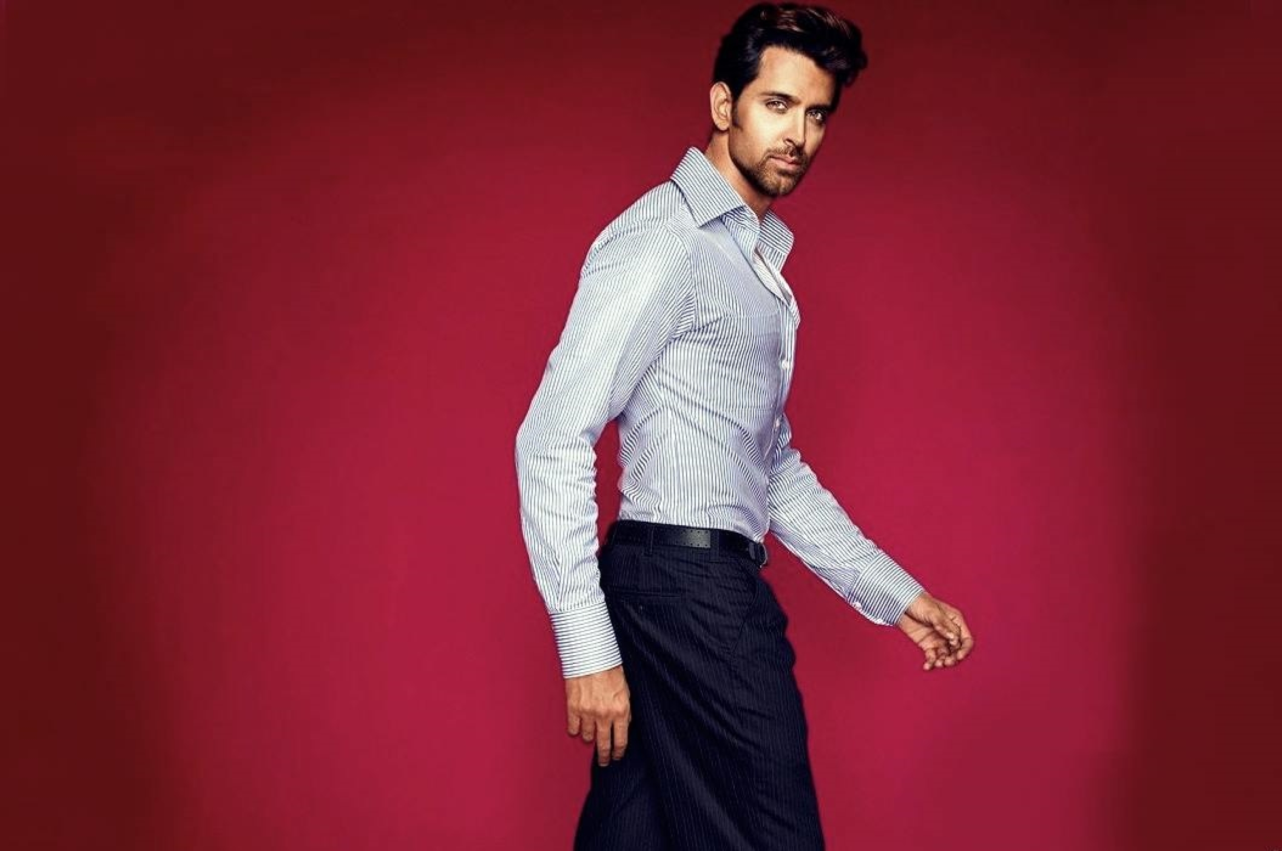 2560x1700 Hrithik Roshan Hd Wallpapers Chromebook Pixel Wallpaper, HD  Celebrities 4K Wallpapers, Images, Photos and Background - Wallpapers Den