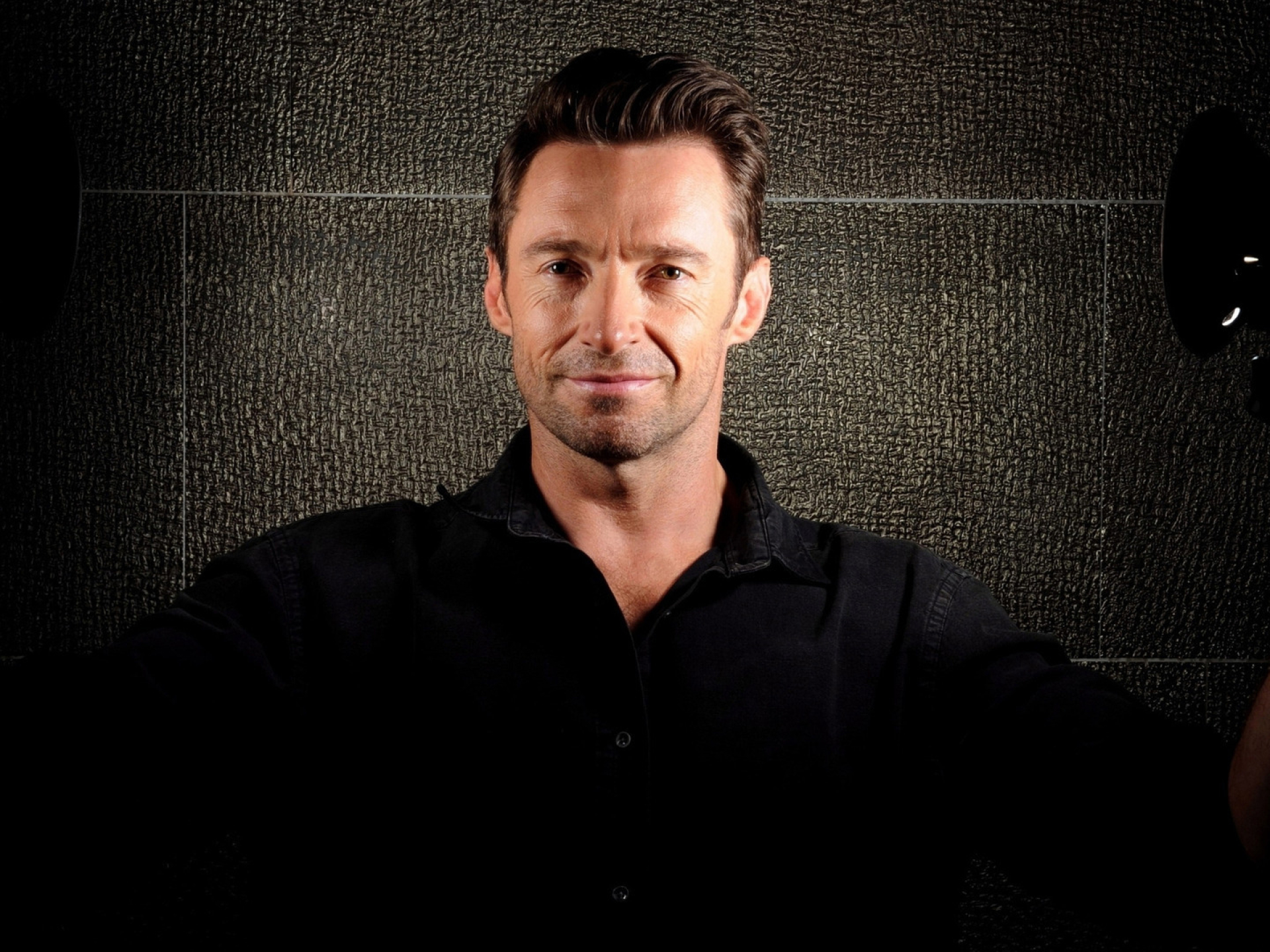 1920x1440 Hugh Jackman Smiling Wallpapers 1920x1440 Resolution Wallpaper Hd Celebrities 4k