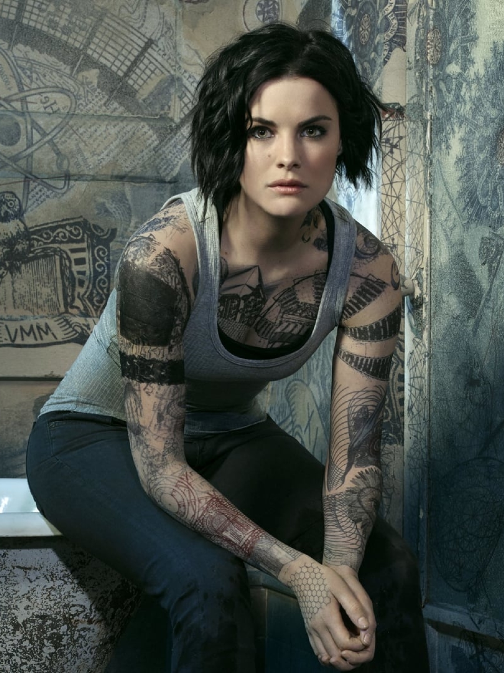 Details 93+ about girl with tattoos tv series super cool -  .vn