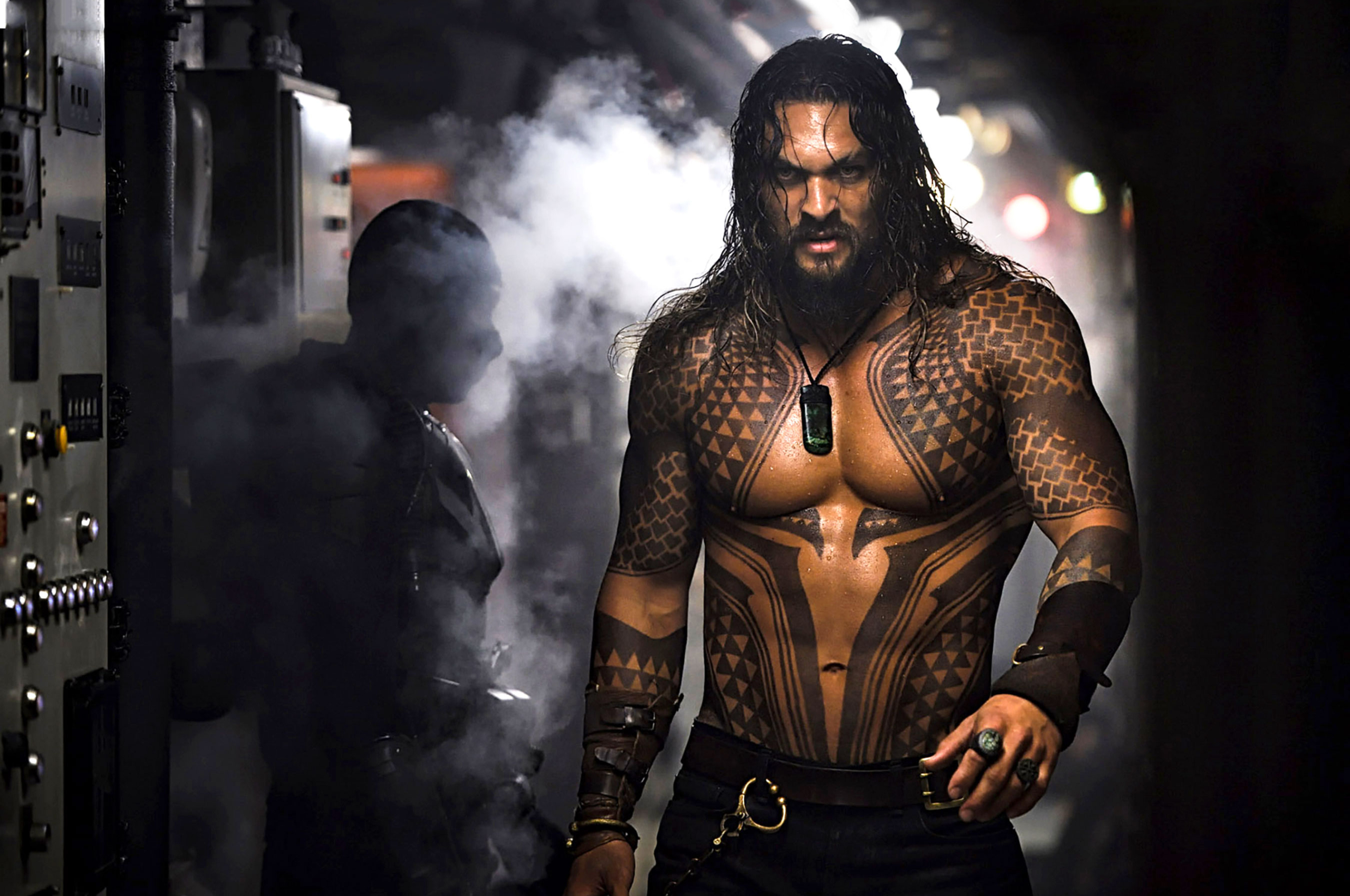 Jason Momoa's Aquaman Will Have a New Look in Sequel - wide 6