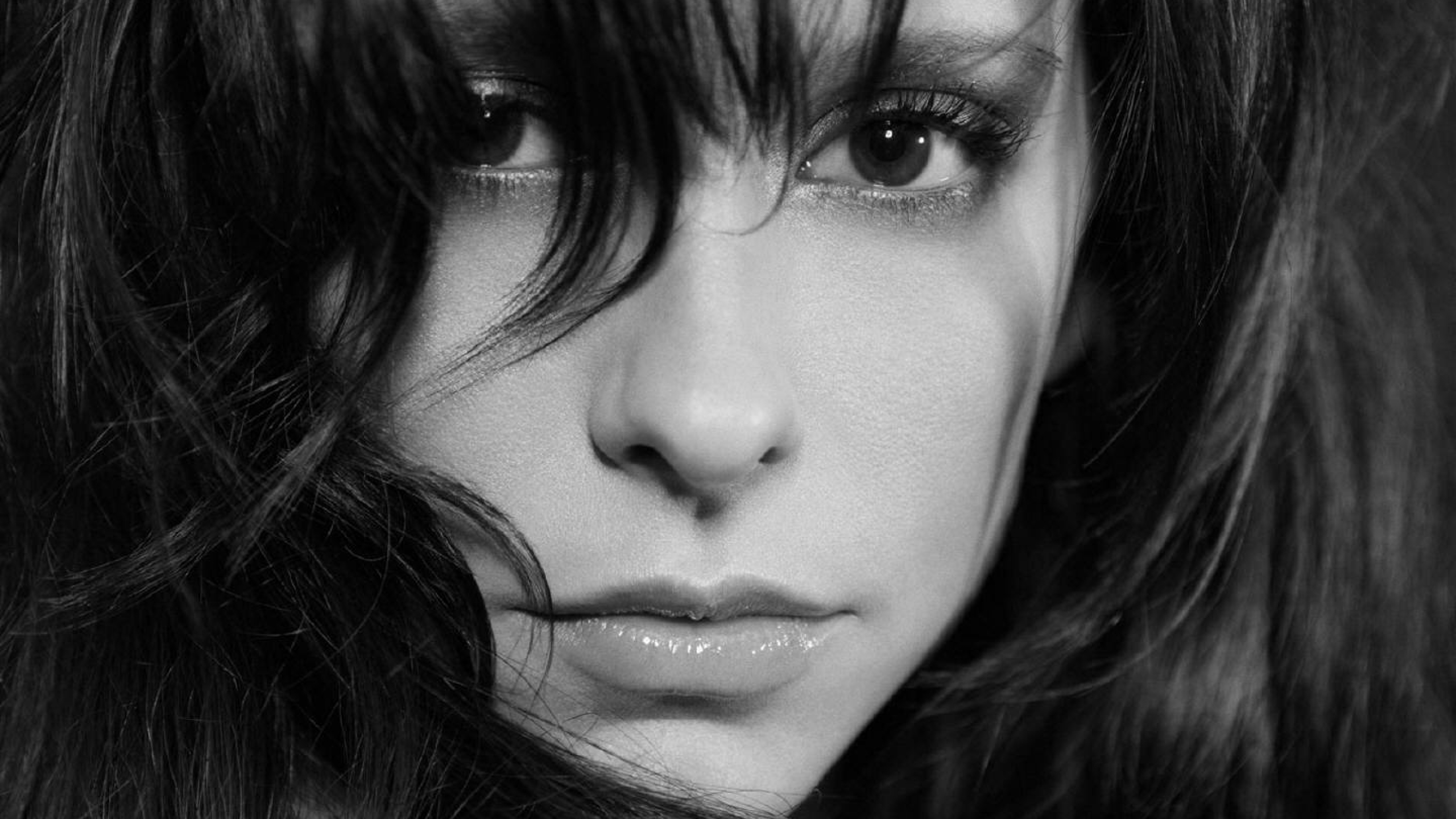 2560x1440 Resolution Jennifer Love Hewitt Black And White Images 1440P ...