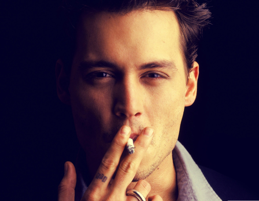 900x700 Johnny Depp with cigarette 900x700 Resolution Wallpaper, HD ...